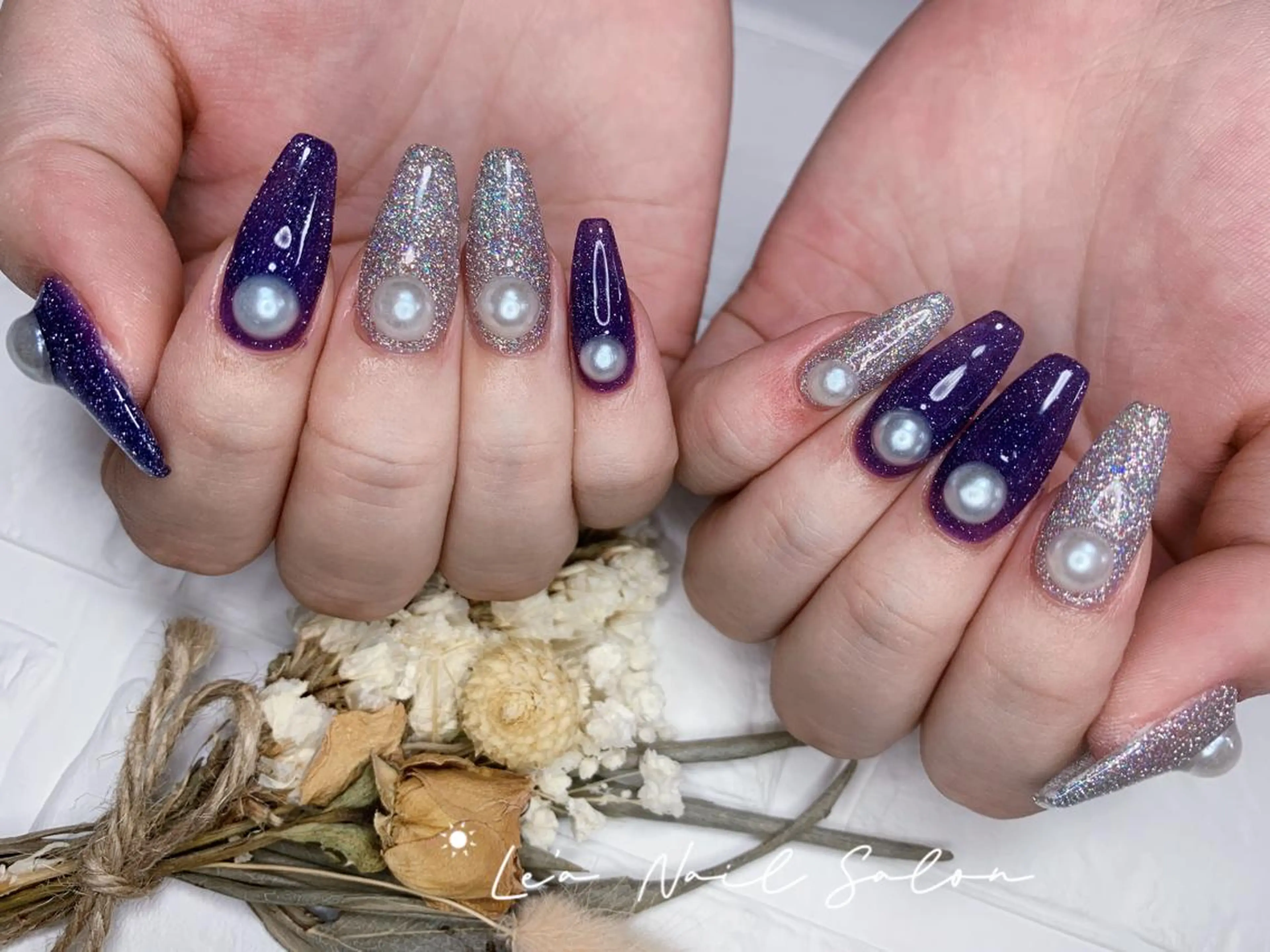 ミディアム カラー ネイル Le’a NailSalonのネイルデザイン