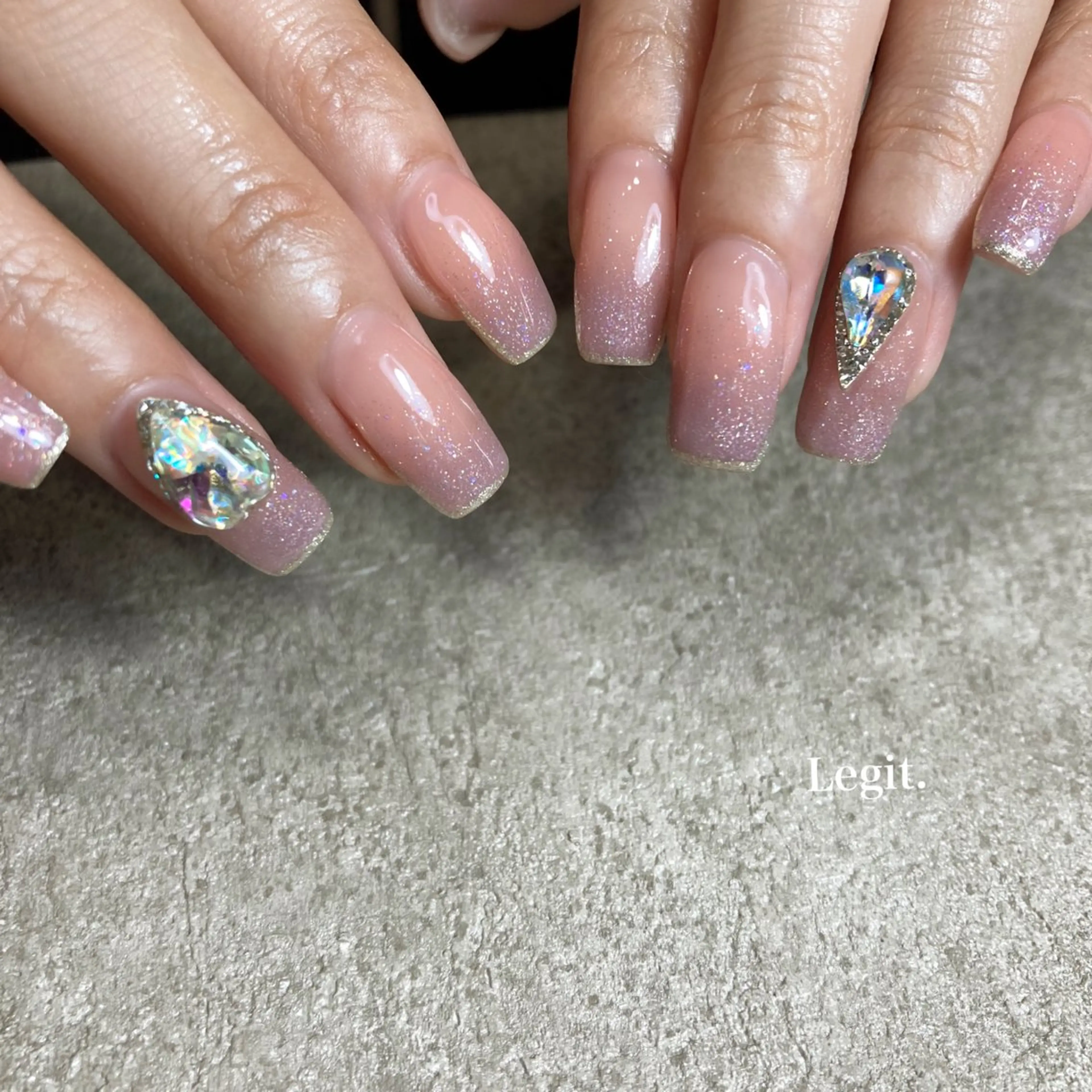 ネイル Legit nail salonのネイルデザイン