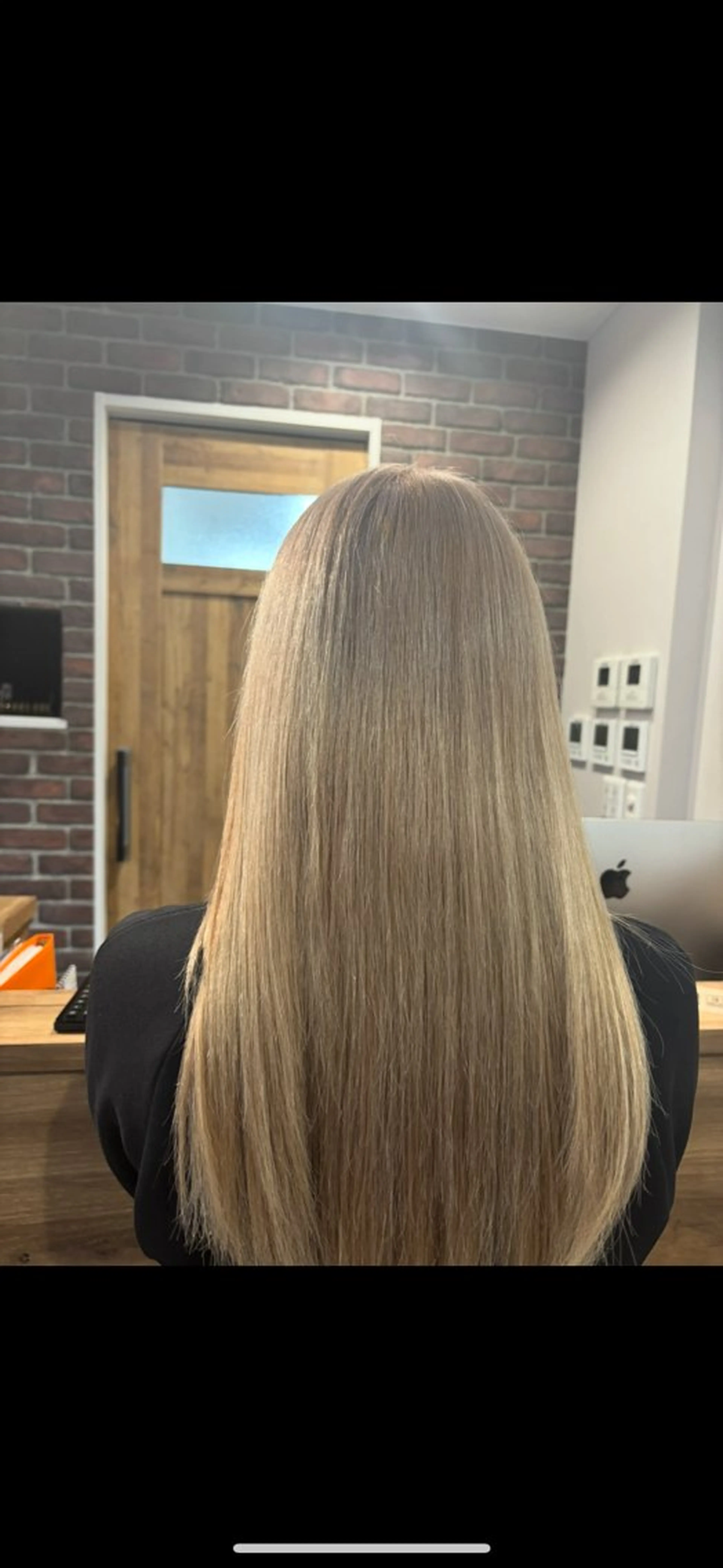 ロング カラー 脇田 光樹のヘアスタイル