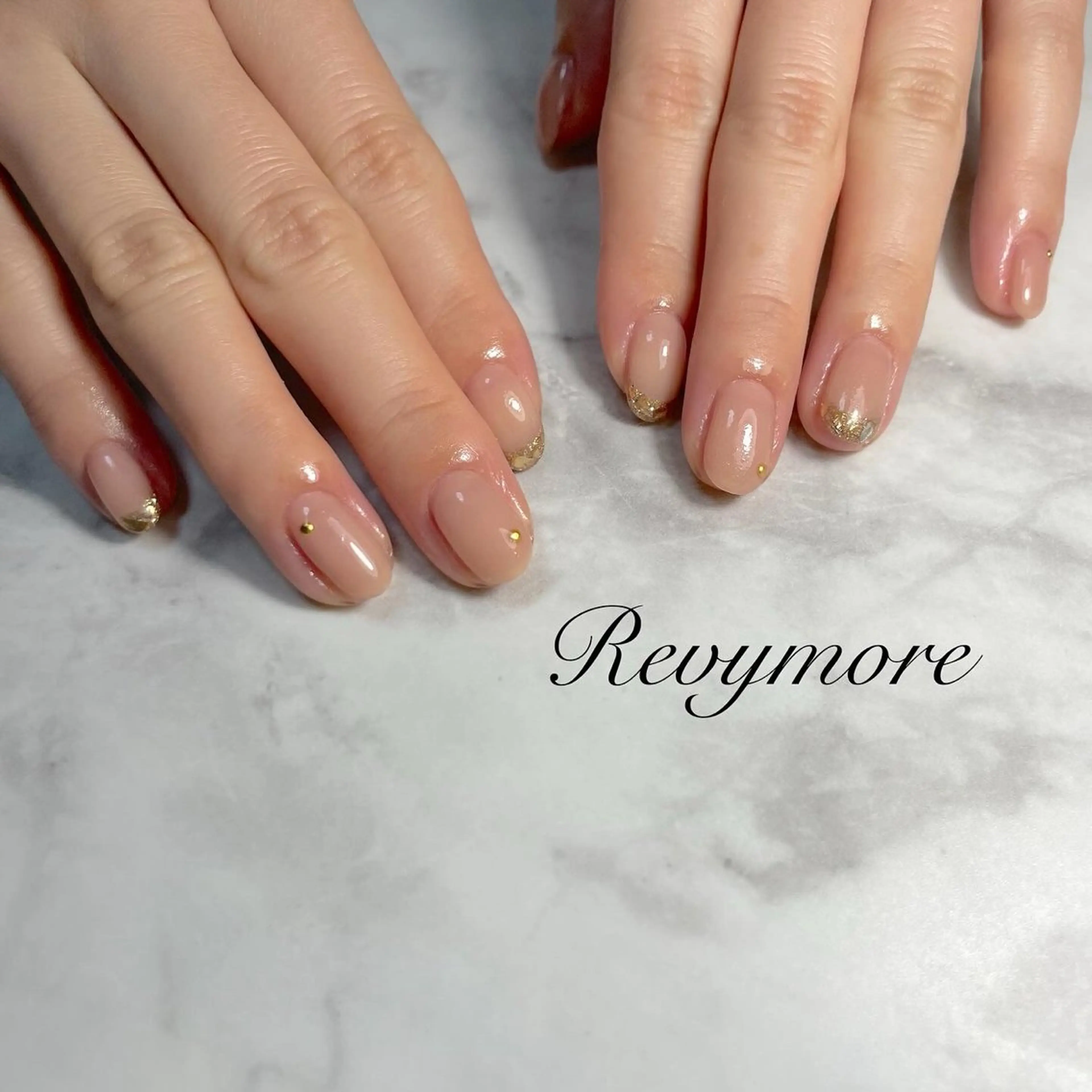 ネイル フレンチネイル ジェルネイル ミラーネイル ニュアンスネイル オフィスネイル nail salon Revymoreのネイルデザイン