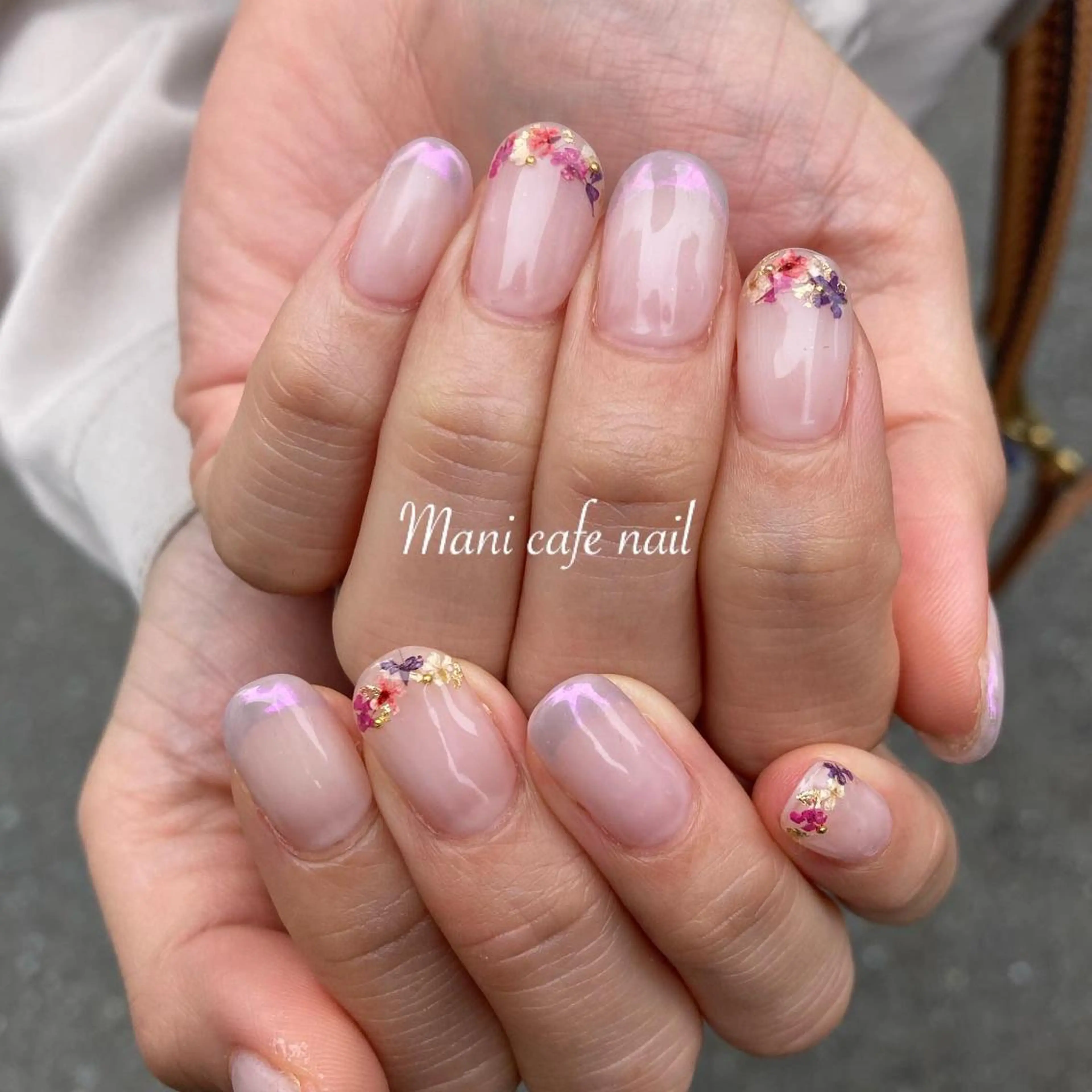 ネイル ハンドネイル Mani cafe nailのネイルデザイン