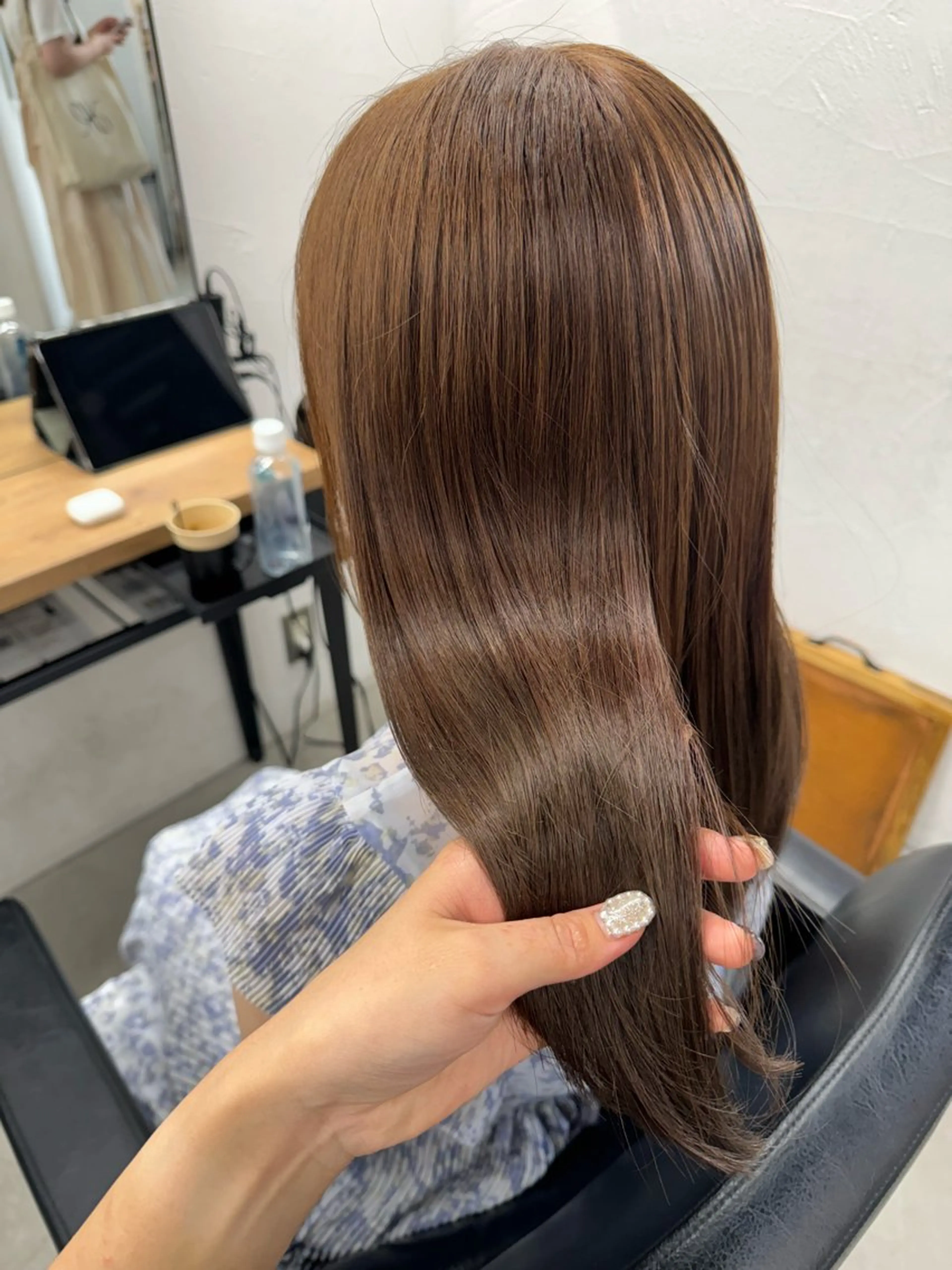 ミディアム カラー ヘアカラー トリートメント Rico / bob/グレージュのヘアスタイル