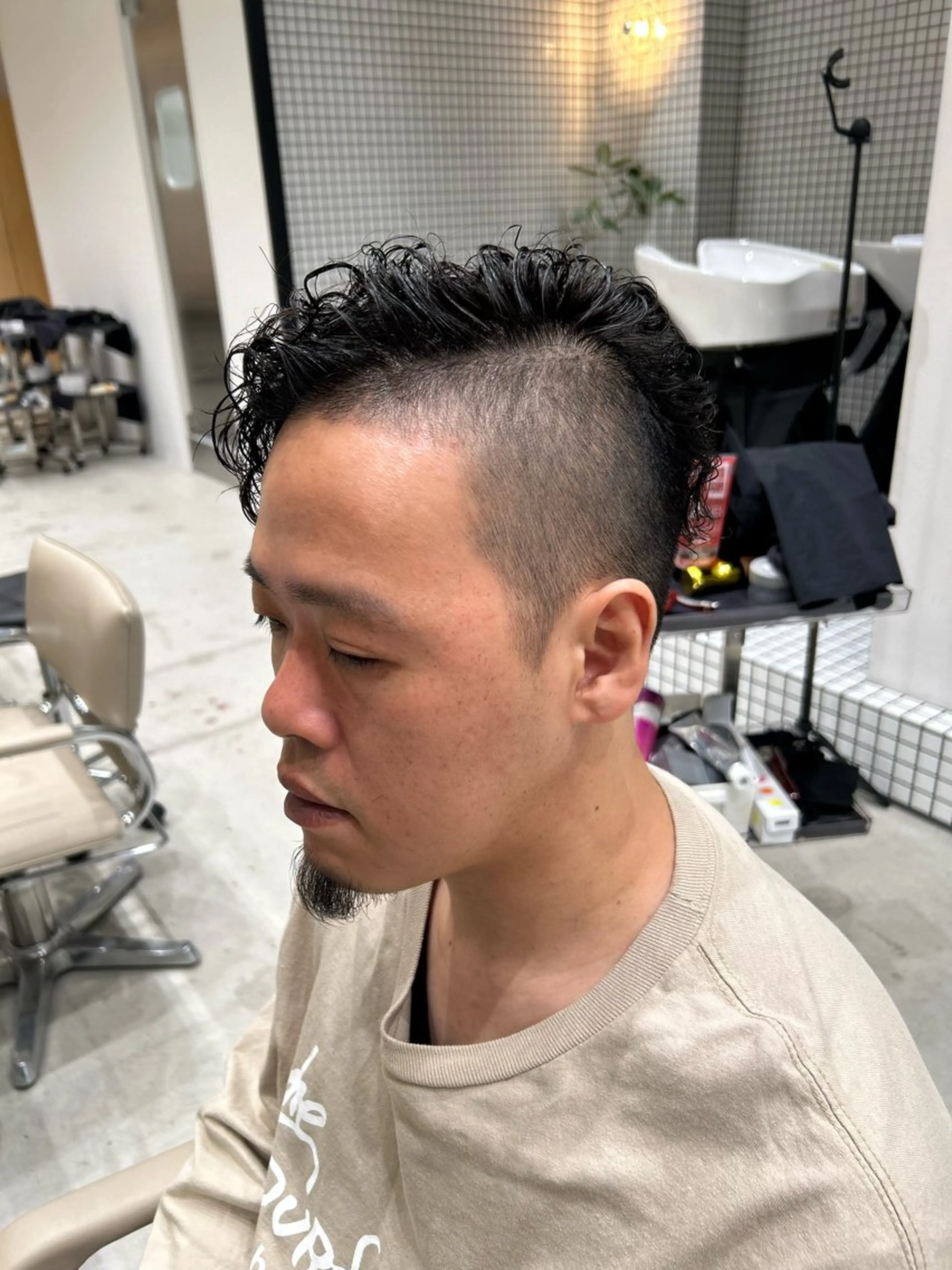 パーマ メンズ フェードカット メンズパーマ カット パーマ 🐲ツイスパ🐲 フェード/龍のヘアスタイル