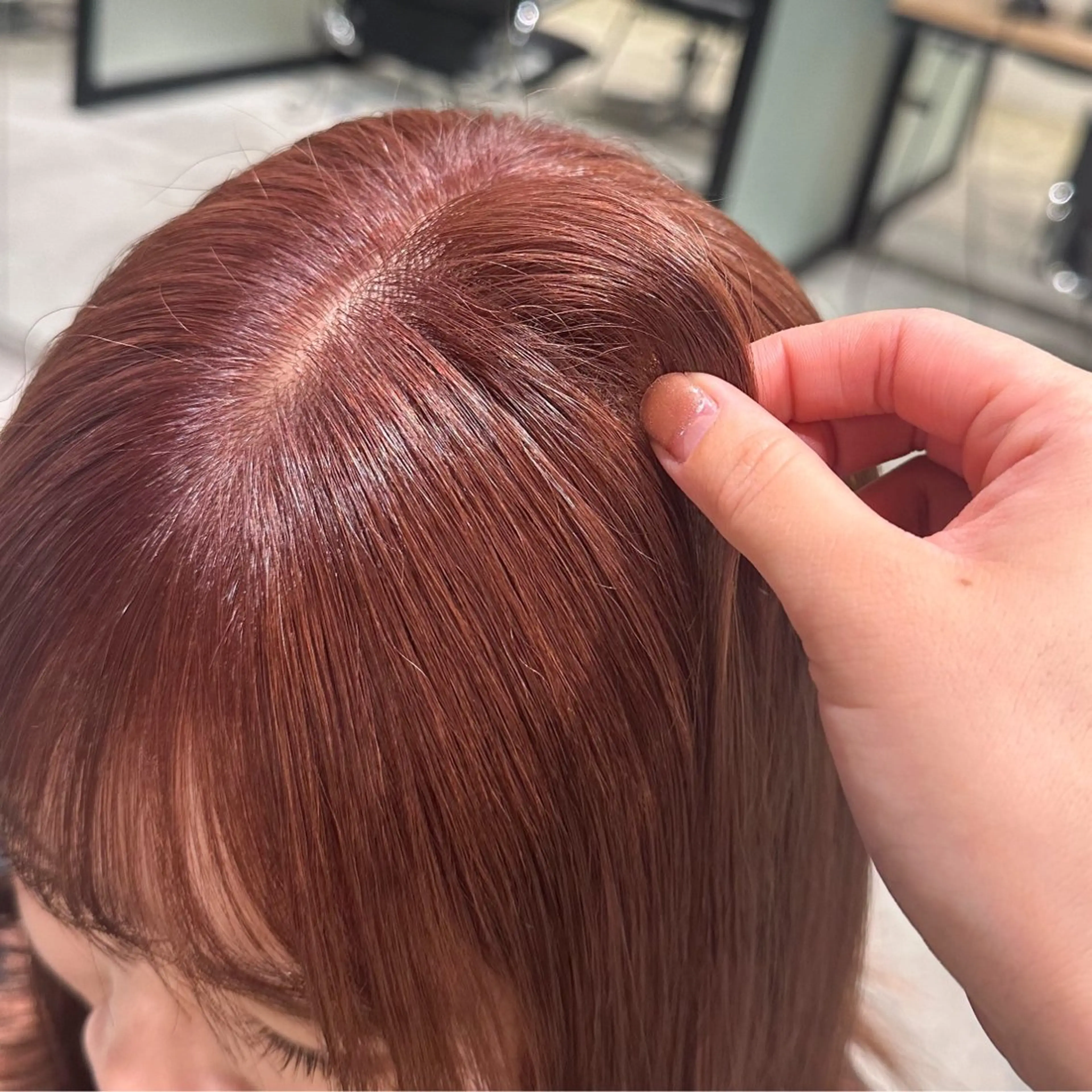 ミディアム カラー 🌷モア 🌷暖色カラー・ボブのヘアスタイル