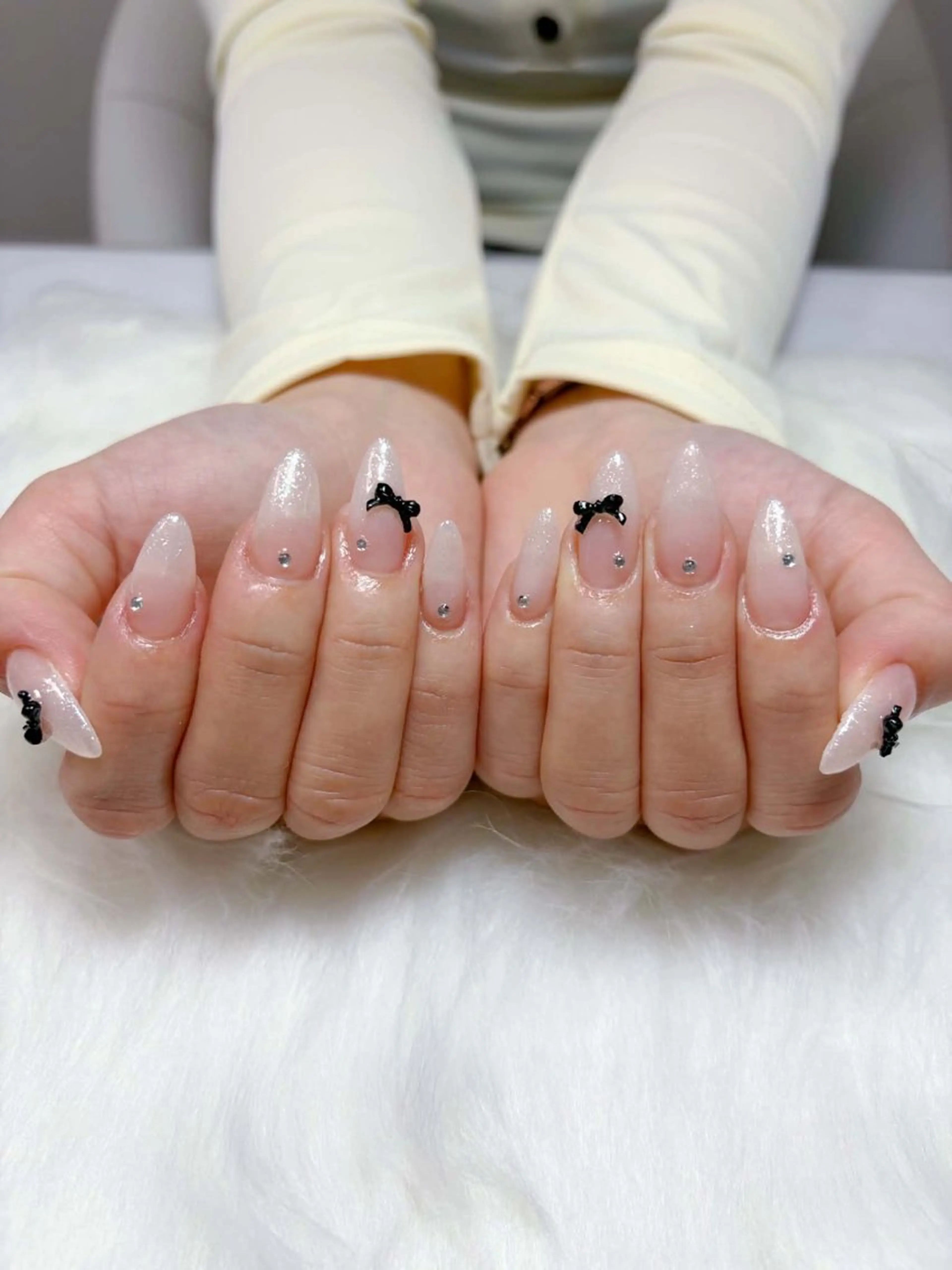 ネイル フラワーネイル 韓国ネイル 持ち込み 春ネイル ワンホンネイル ハンドネイル Huyn Nail Shinjyukuのネイルデザイン