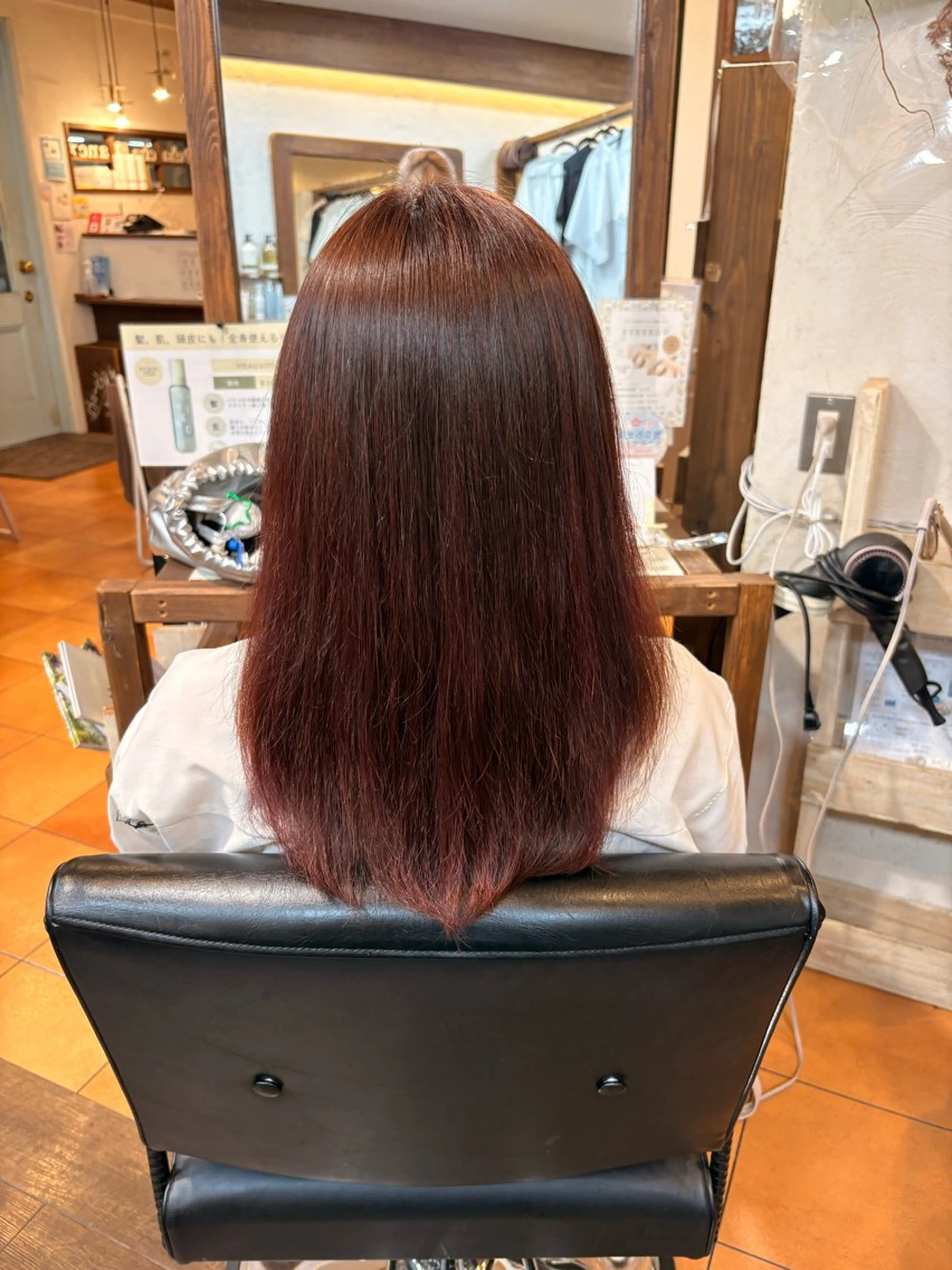 カラー ブラウンカラー ピンクカラー 三宅　デザインカラー 透明感カラー✨のヘアスタイル