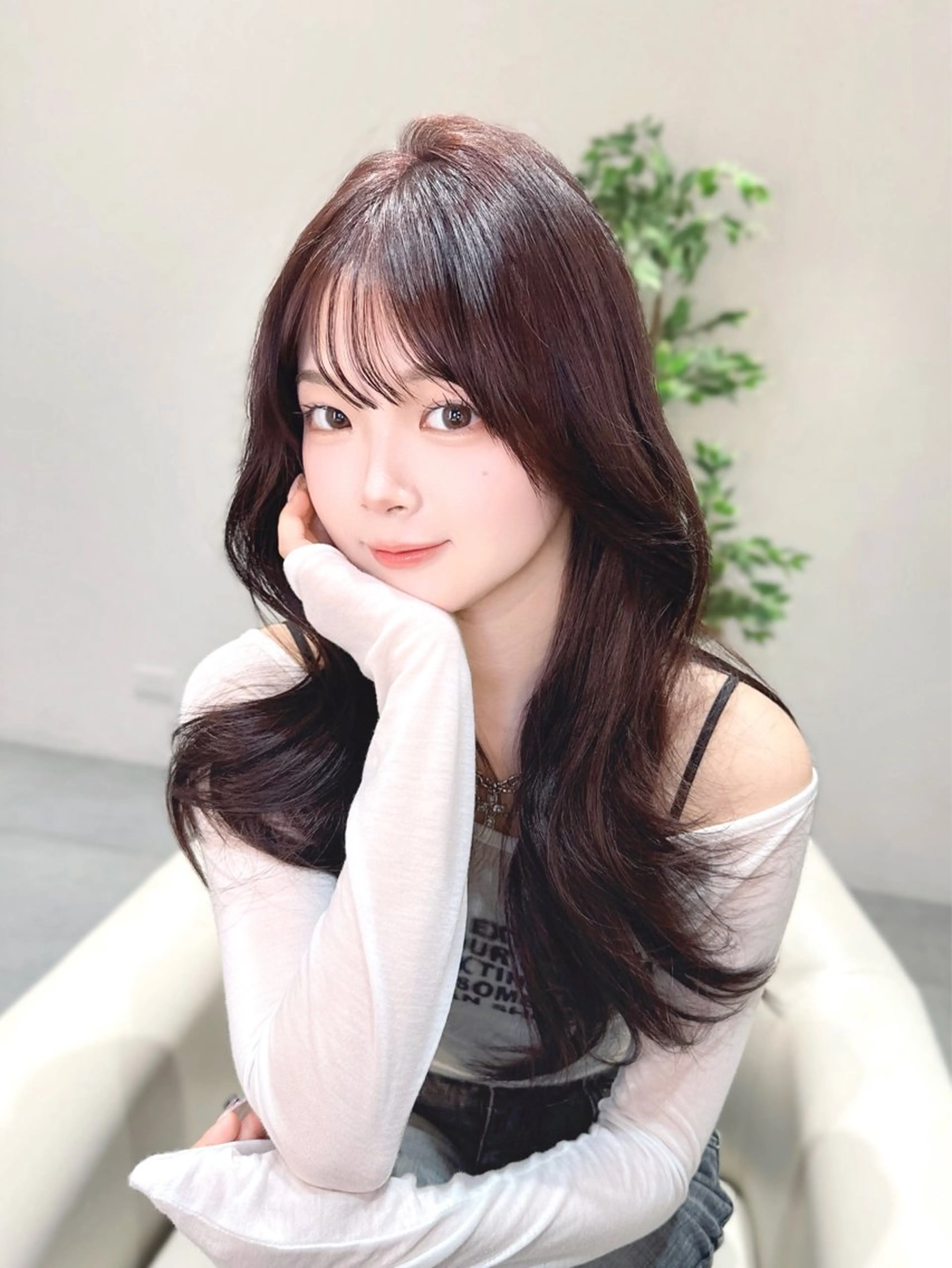 セミロング カラー カット ヘアカラー トリートメント ヘッドスパ ヘアセット 韓国ヘア/レイヤー/ 顔まわり/りょーとのヘアスタイル