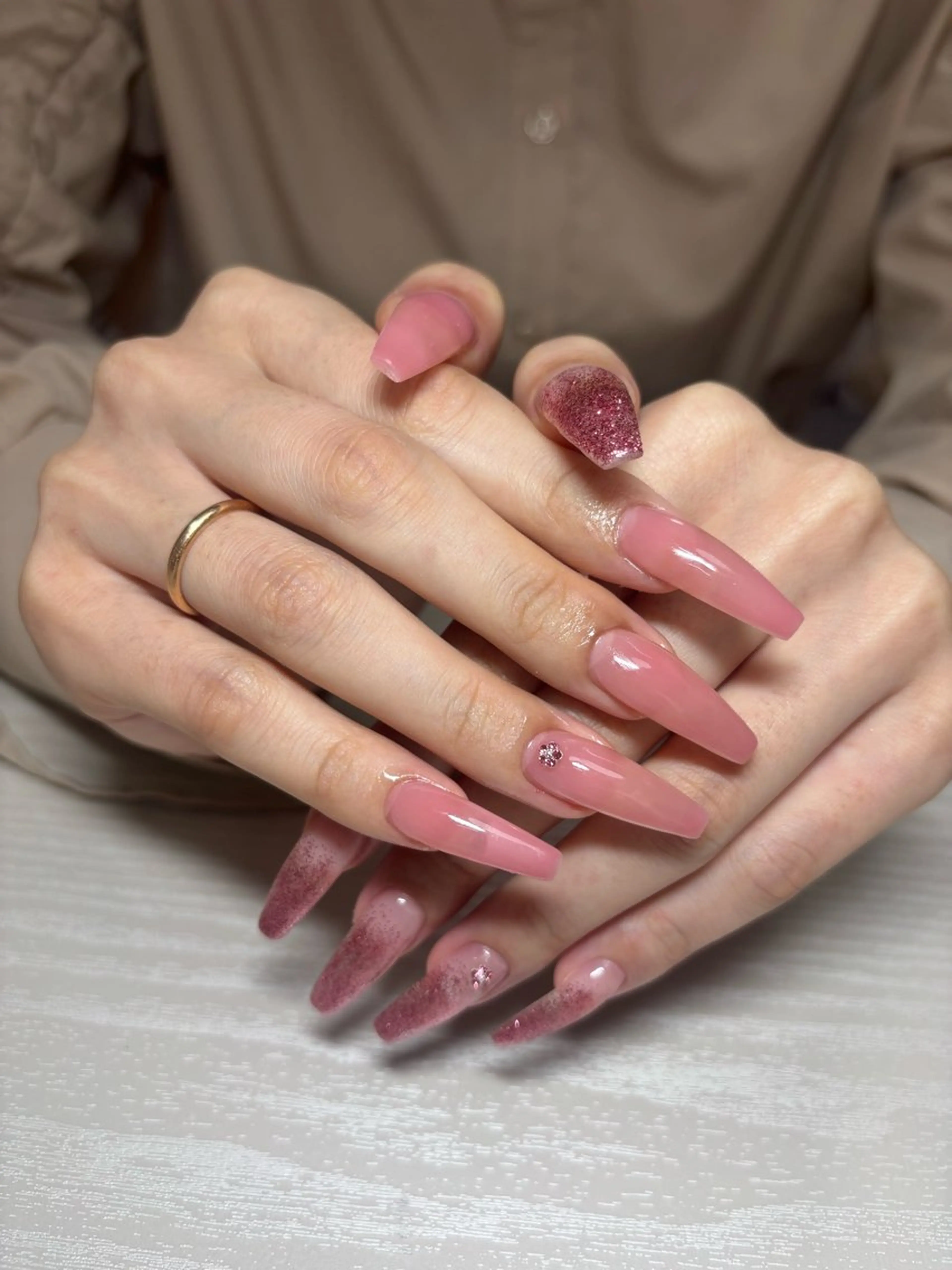 ネイル I pinknail 韓国風·持ち込み専門のネイルデザイン
