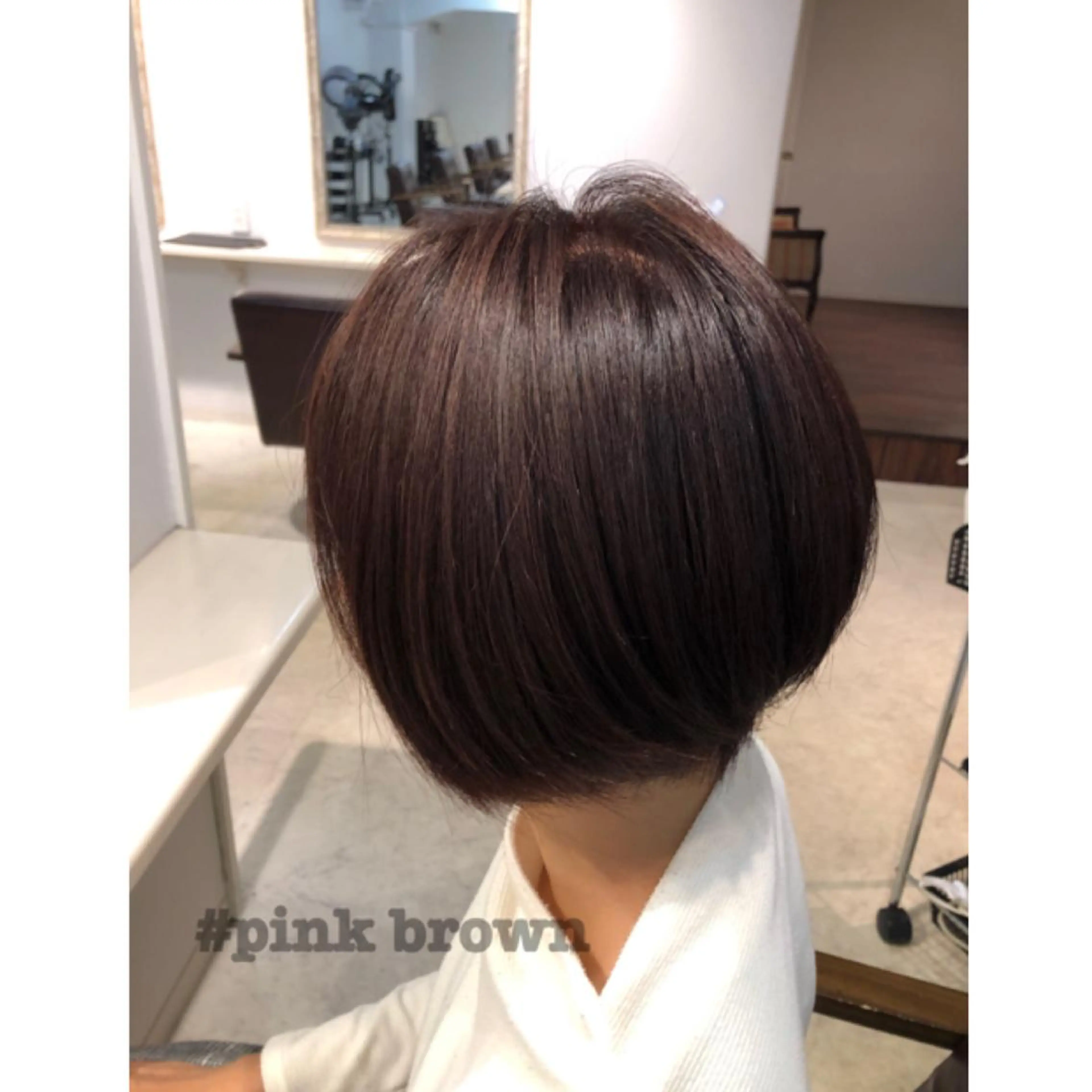 ショート カラー ブラウンカラー ピンクカラー ピンクブラウン 🤍中野 レオ🤍のヘアスタイル