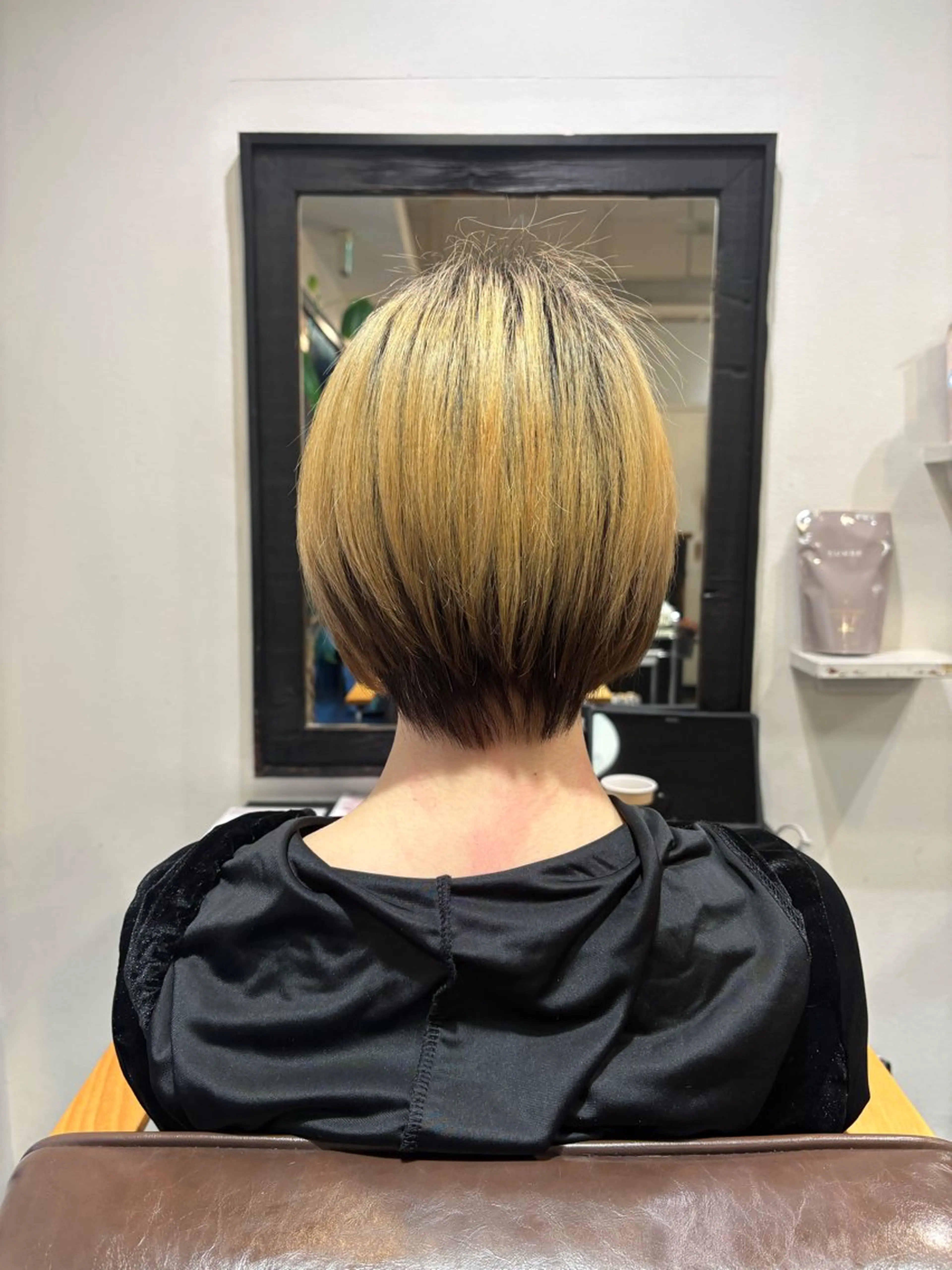 ショート こやなぎ れいなのヘアスタイル