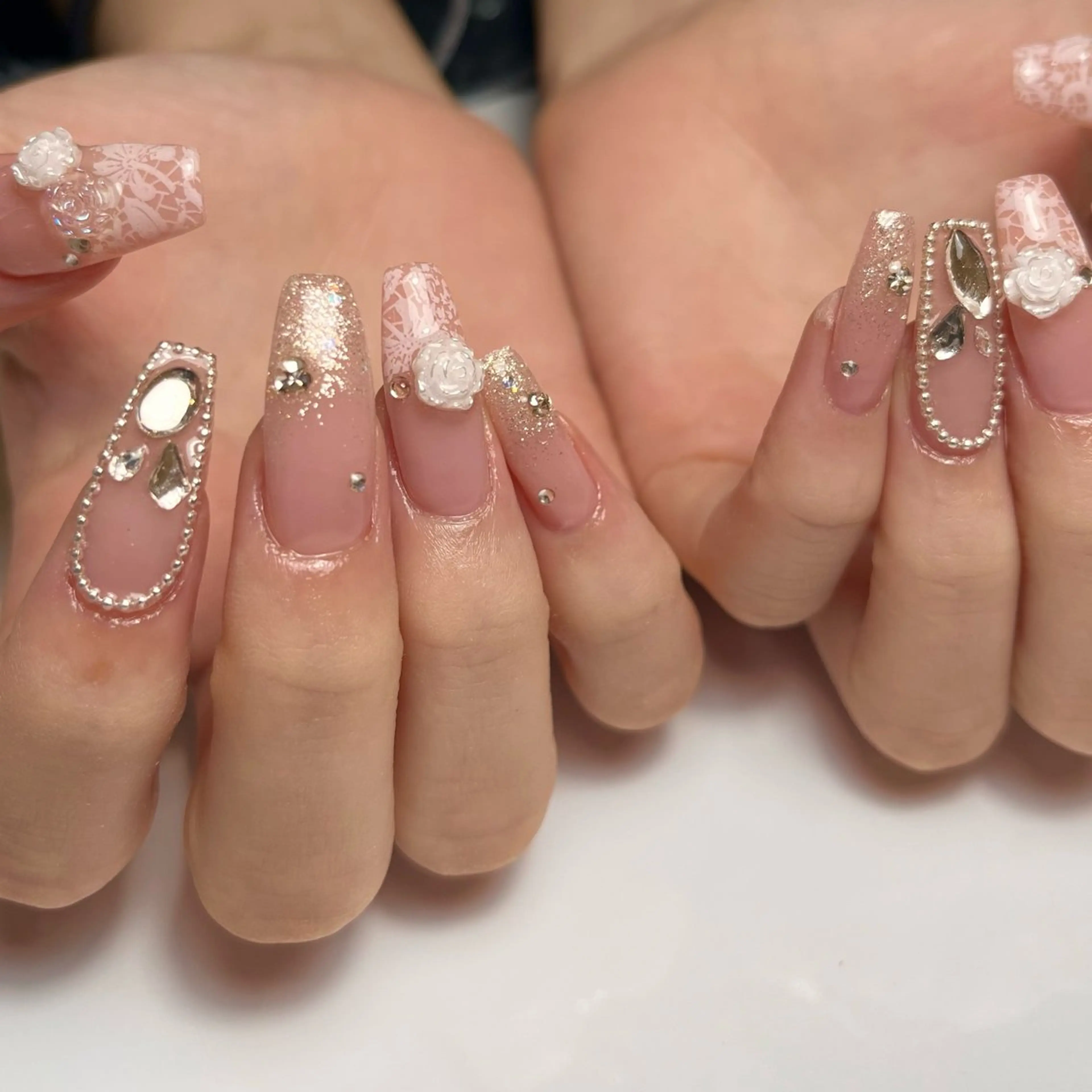 ネイル レース ワンホンネイル ballie／小野原 なつみのネイルデザイン