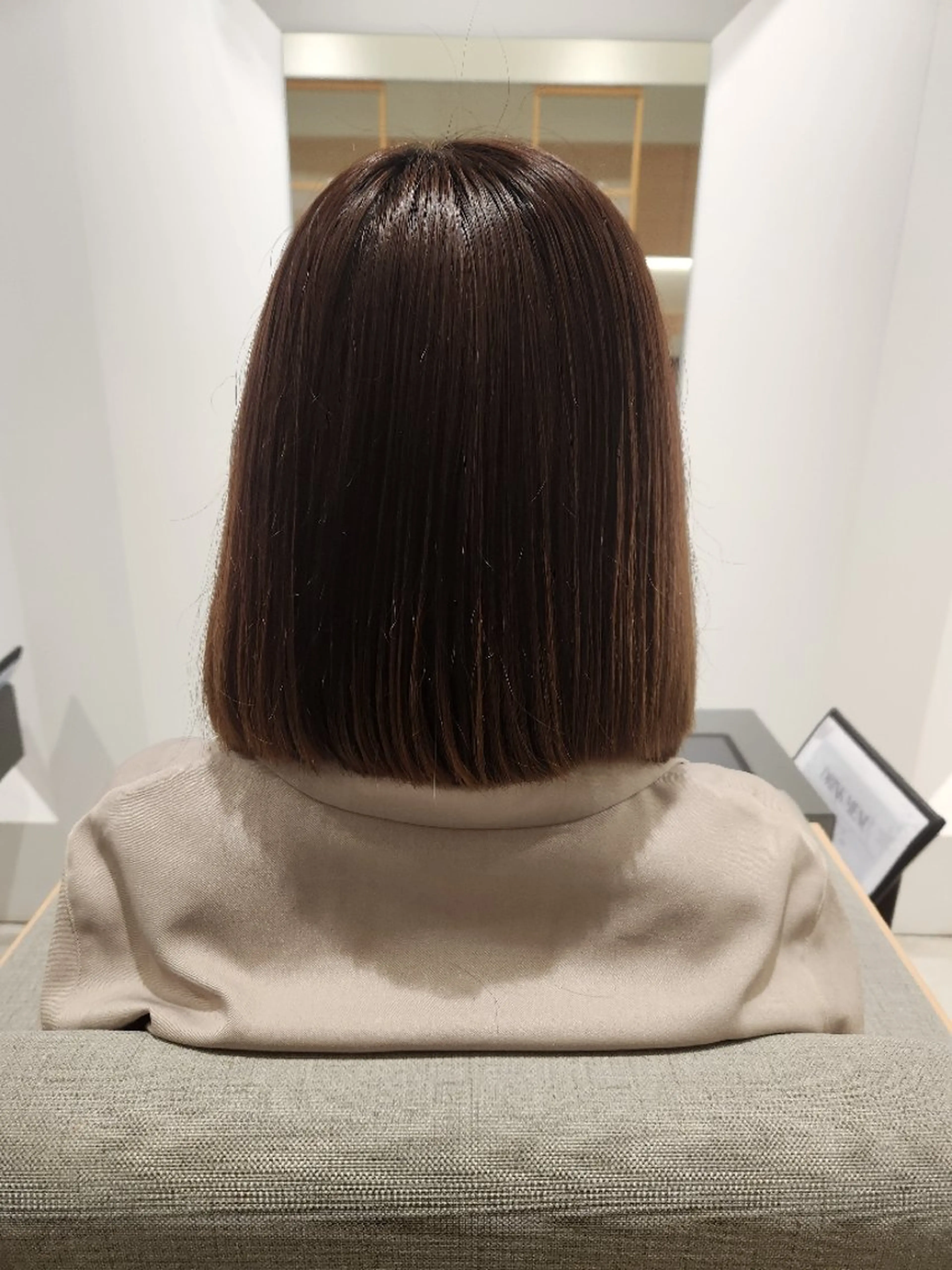 ミディアム カット 💜艶髪カラー💜 🎶富川美希🎶のヘアスタイル