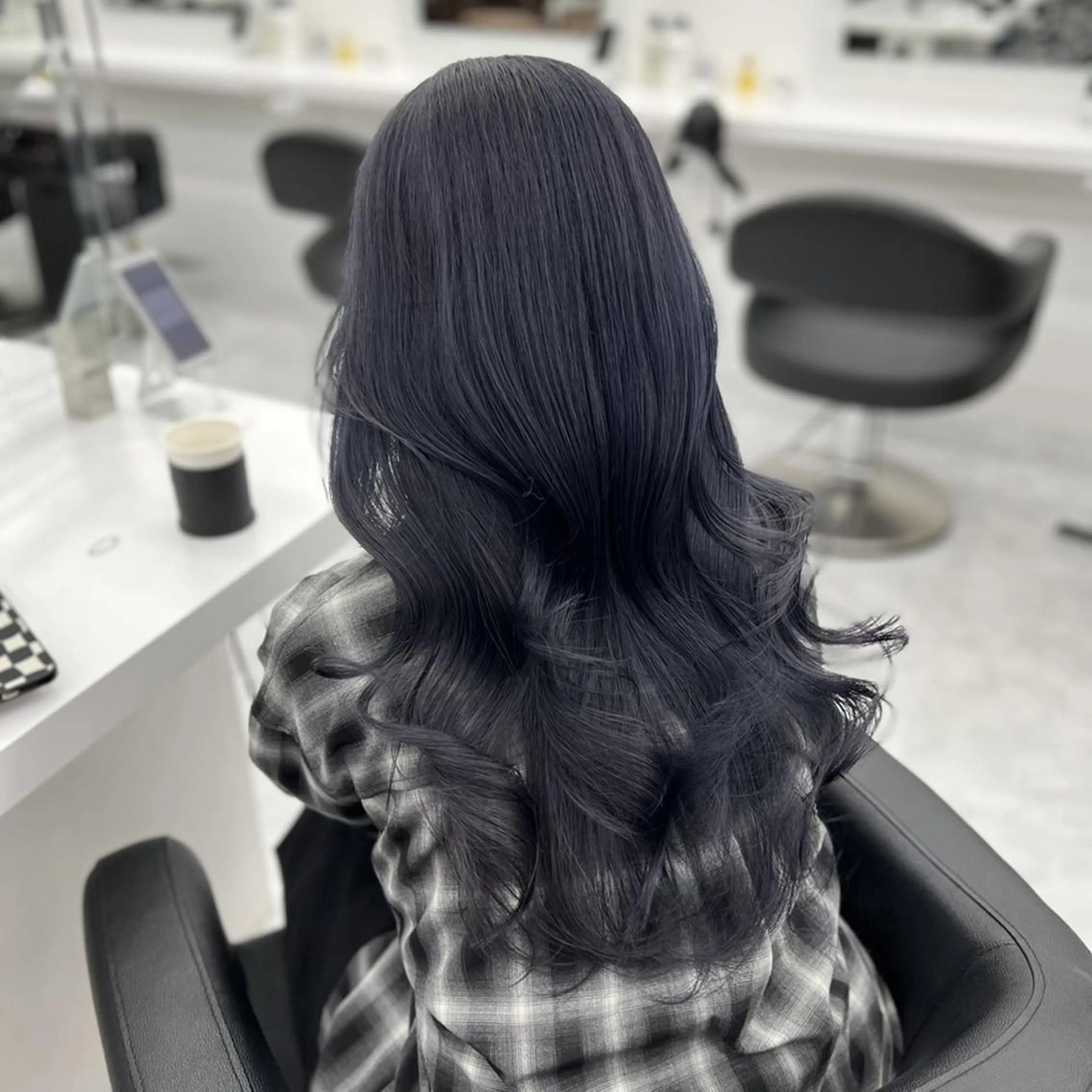 カラー 🩶韓国風暗髪ヘア 🩶横浜THREEのヘアスタイル