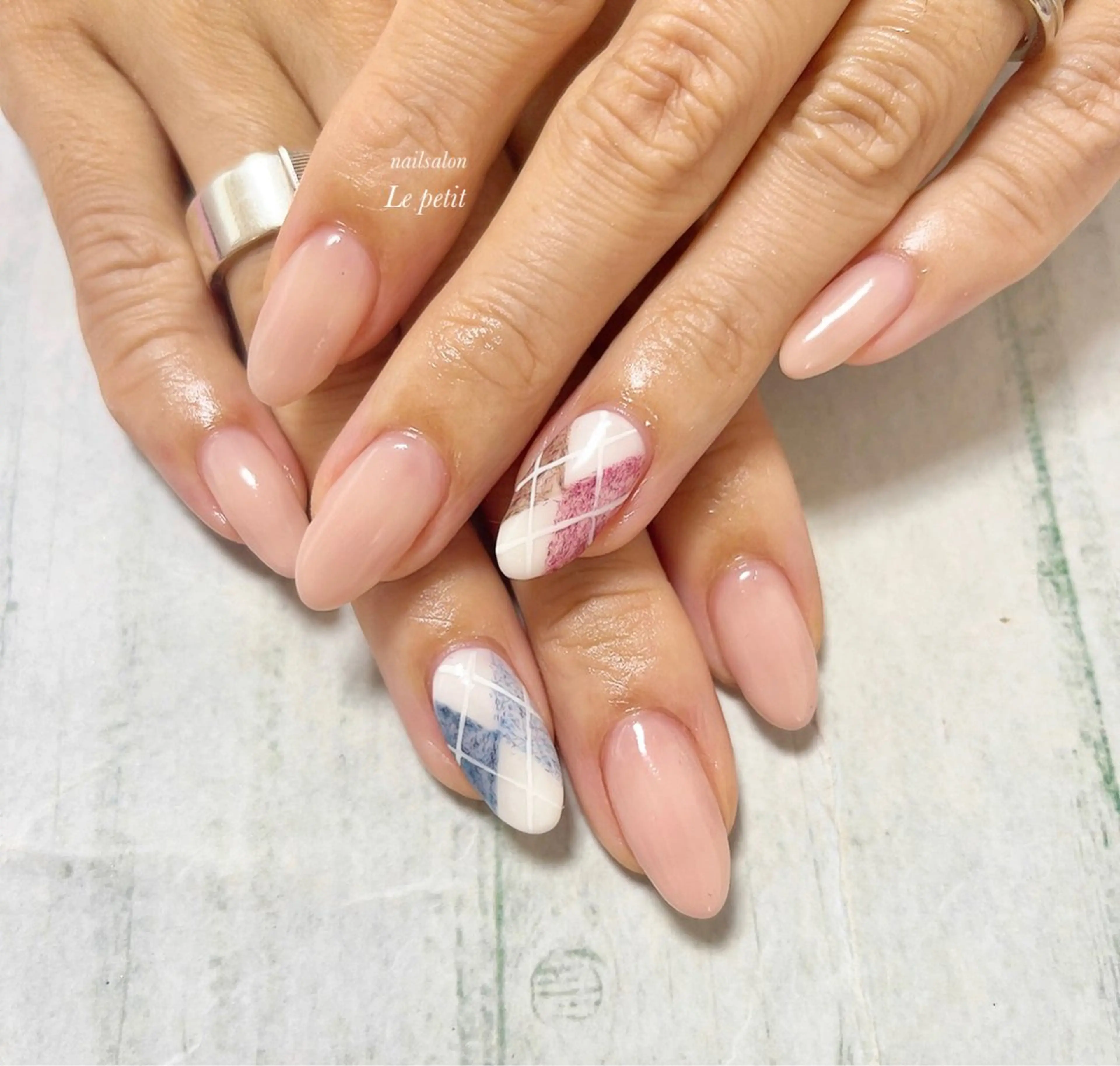 ネイル 石野 広佳のネイルデザイン