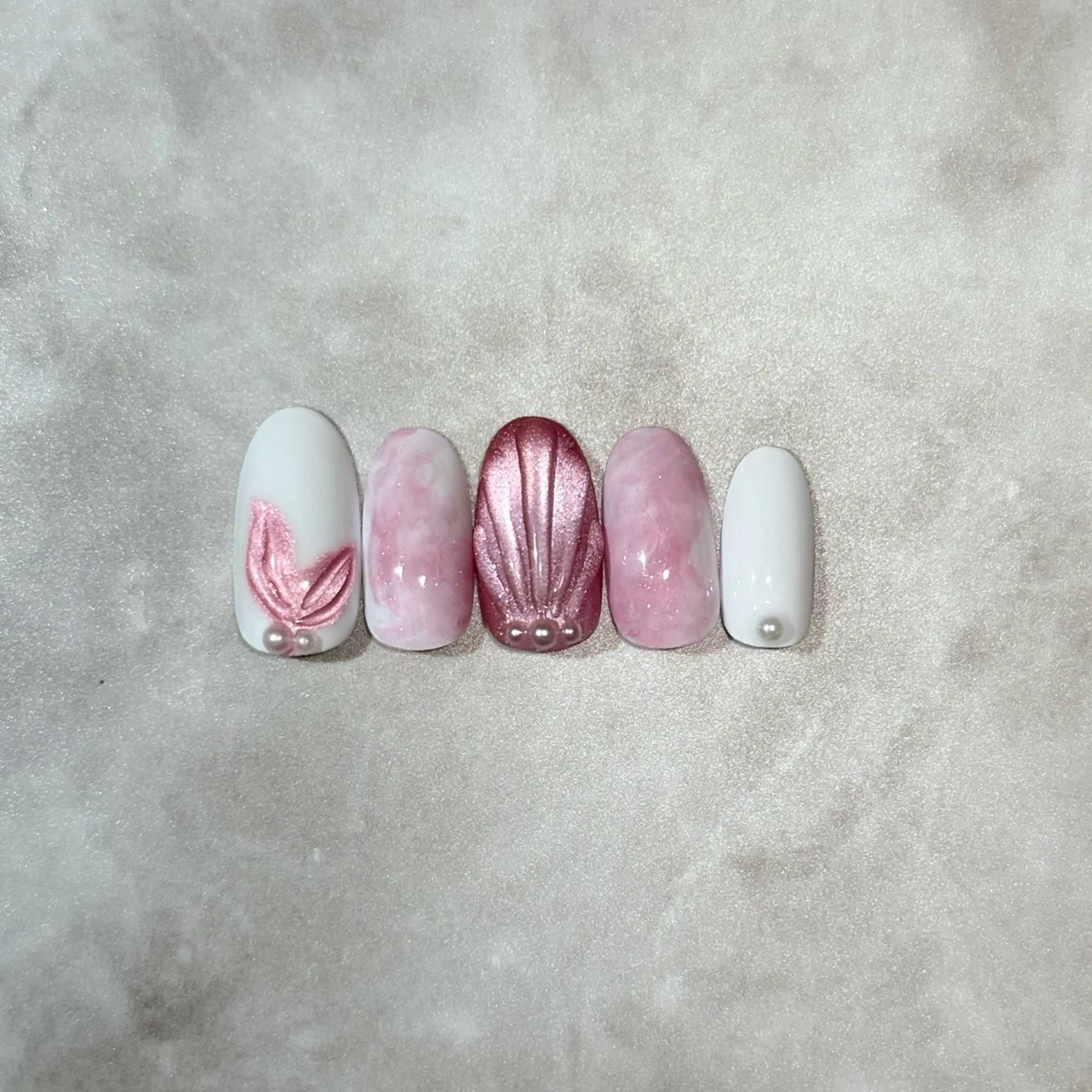 ネイル 🩶 hanaのネイルデザイン