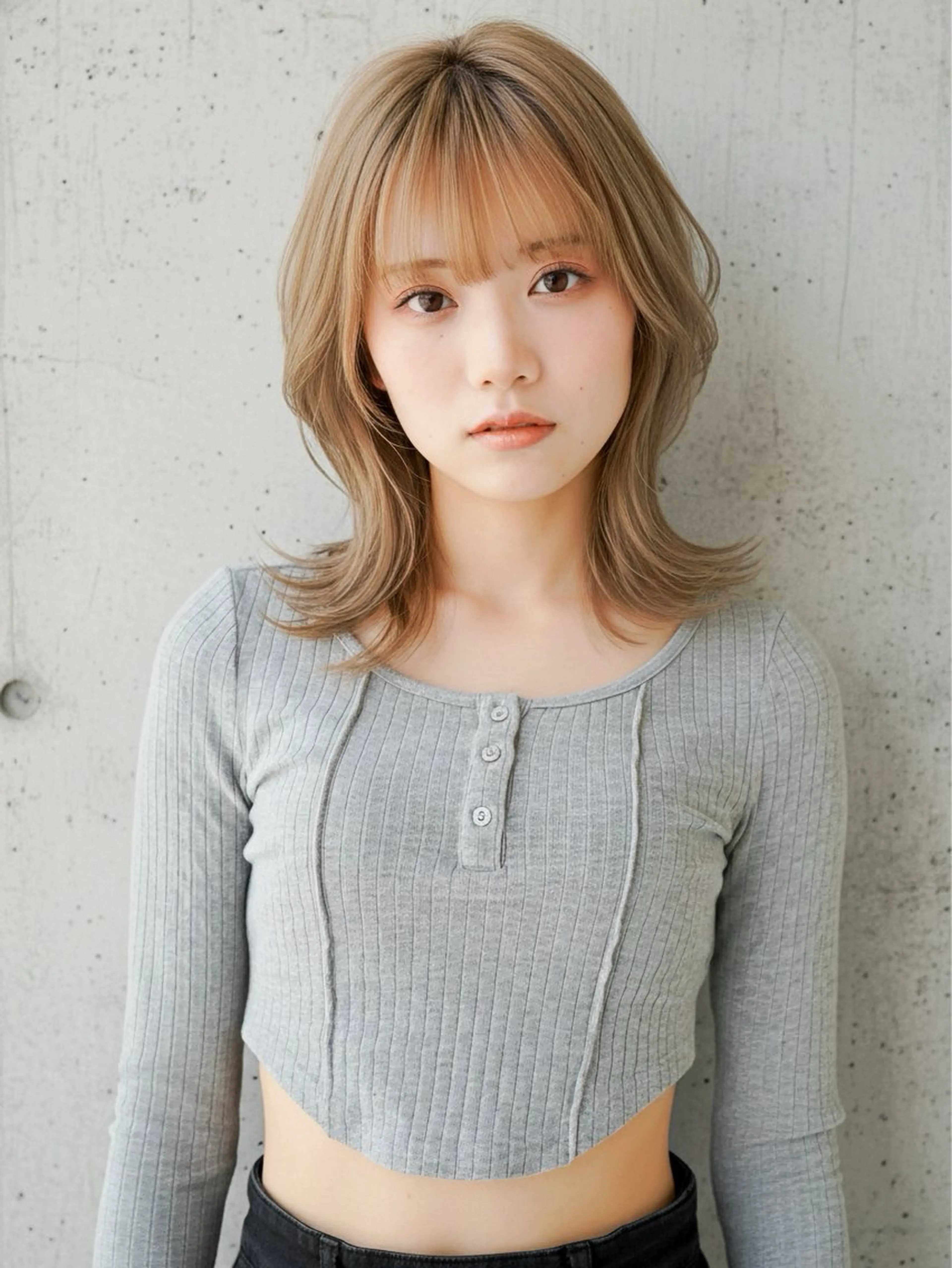 セミロング モデル募集 神田梨世🪼のヘアスタイル