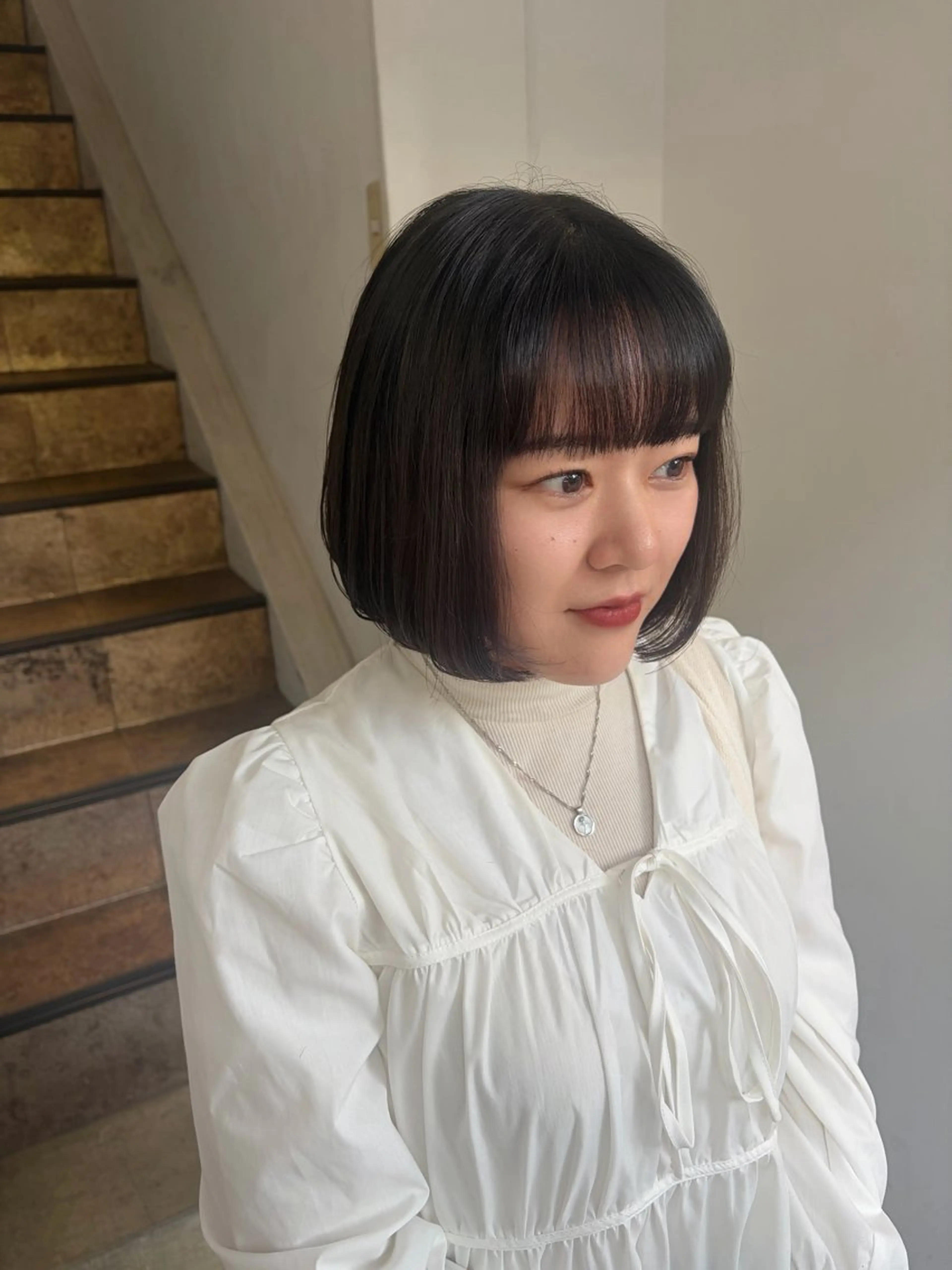 ミディアム カラー 井上 星良のヘアスタイル