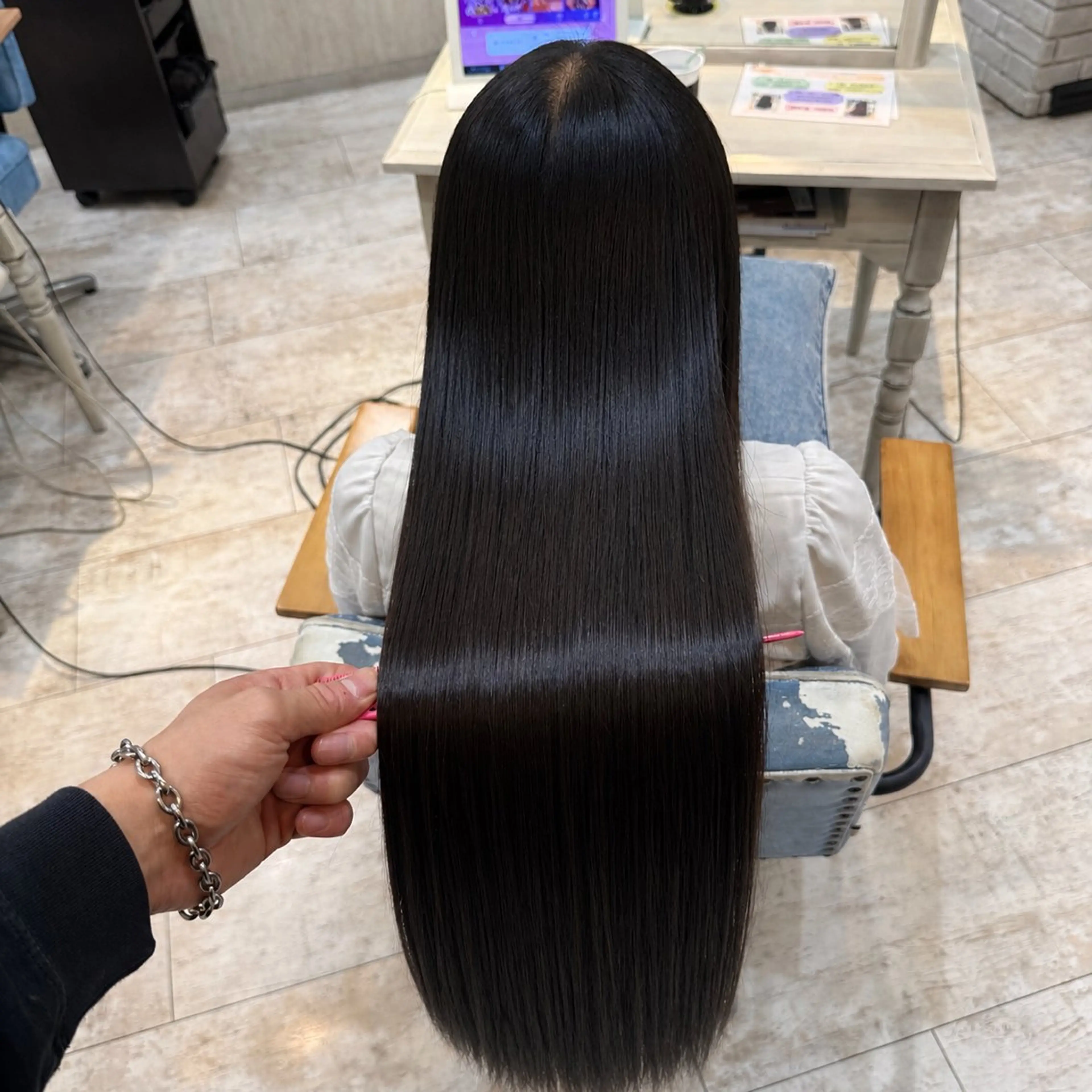 ロング 髪質改善 縮毛矯正 トリートメント カット ヘアカラー トリートメント 店長✨レイヤー✖️ 髪質改善✖️韓国ヘアのヘアスタイル