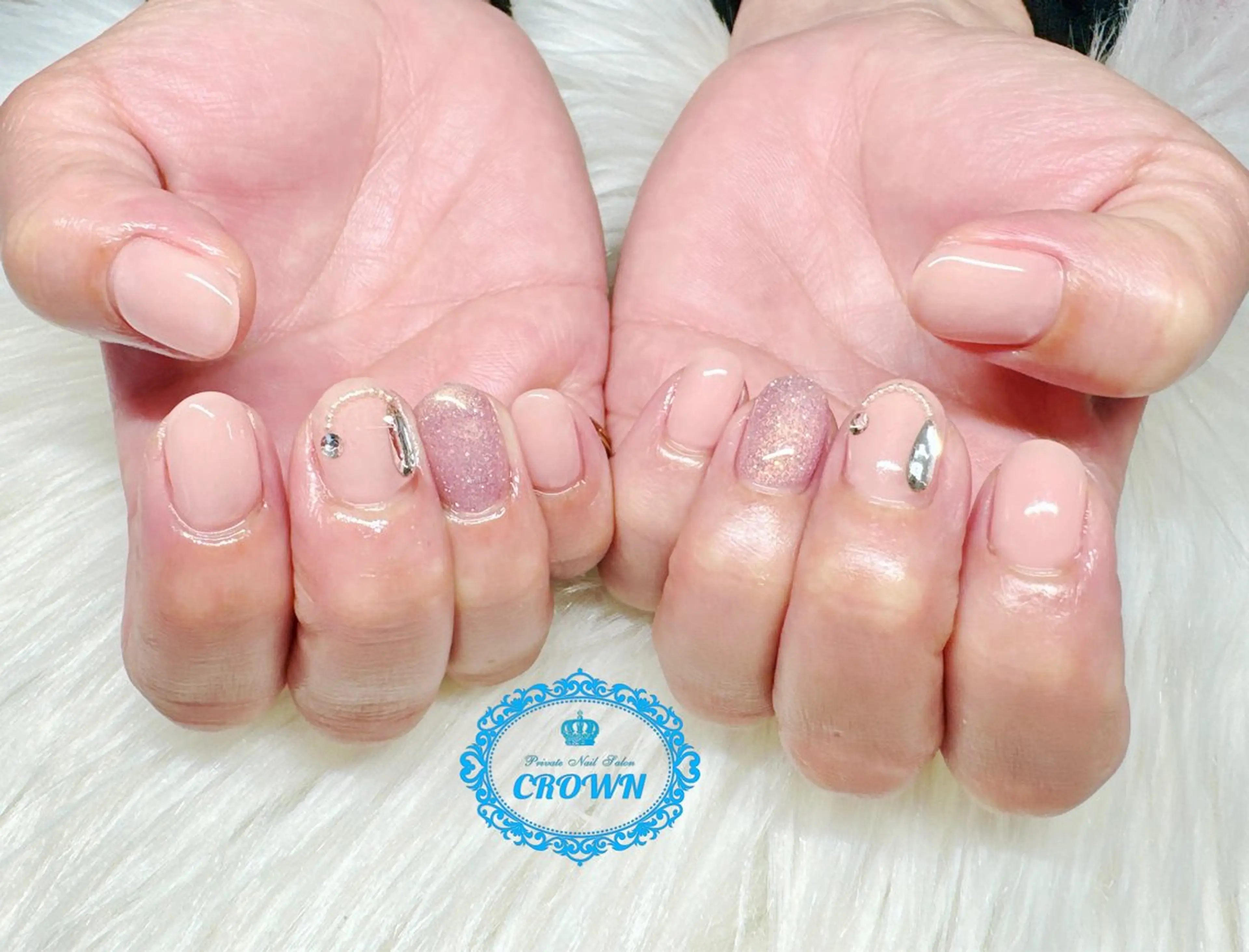 ネイル CROWN プライベートサロンのネイルデザイン