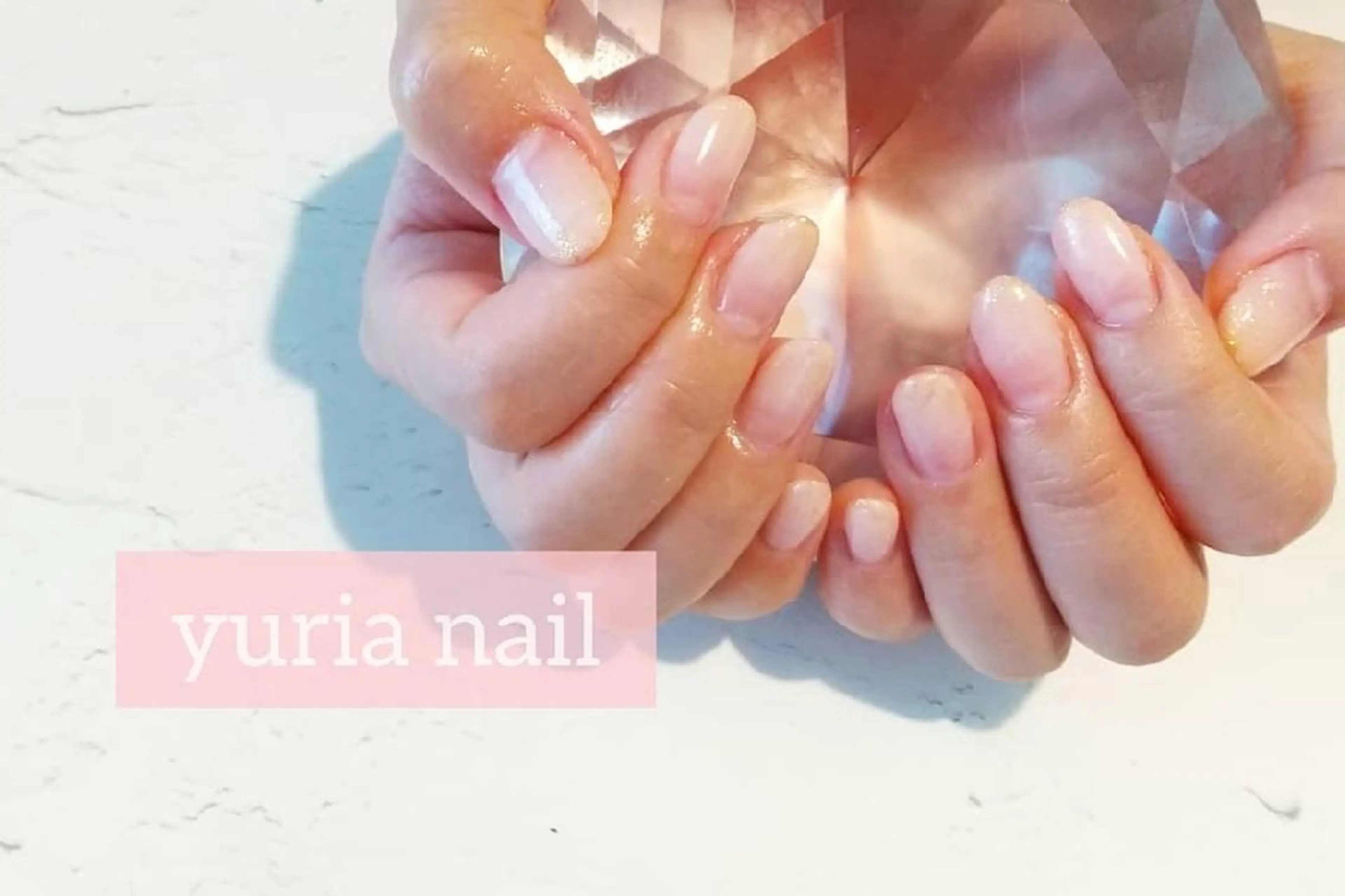 ネイル ジェルネイル ゴールド グラデーション ラメ(グリッター) ラメグラデーション ハンドネイル 小林 ゆりあのネイルデザイン