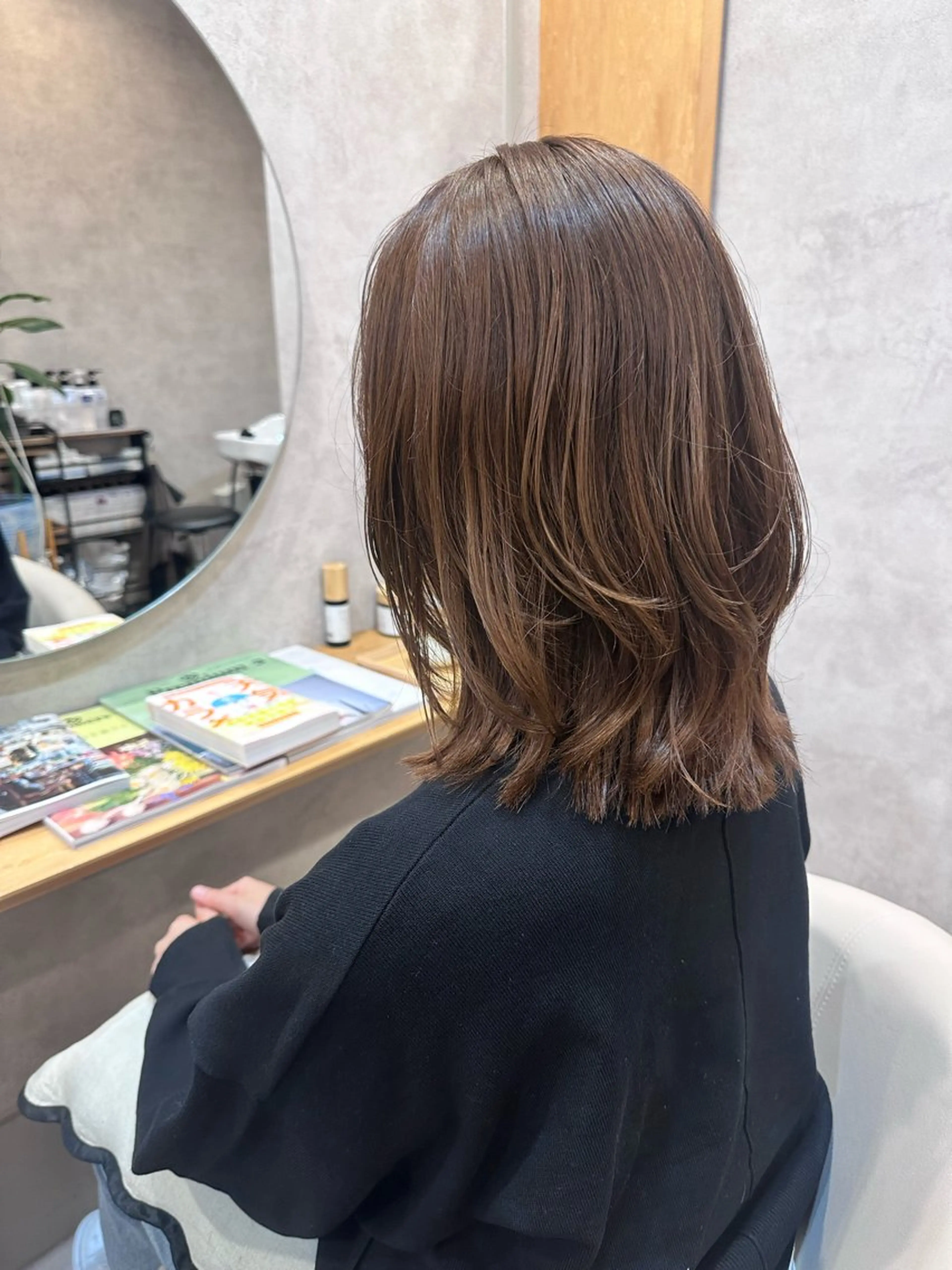 ミディアム カラー カット ヘアカラー トリートメント ヘッドスパ 高橋友里亜 /フリーランスのヘアスタイル
