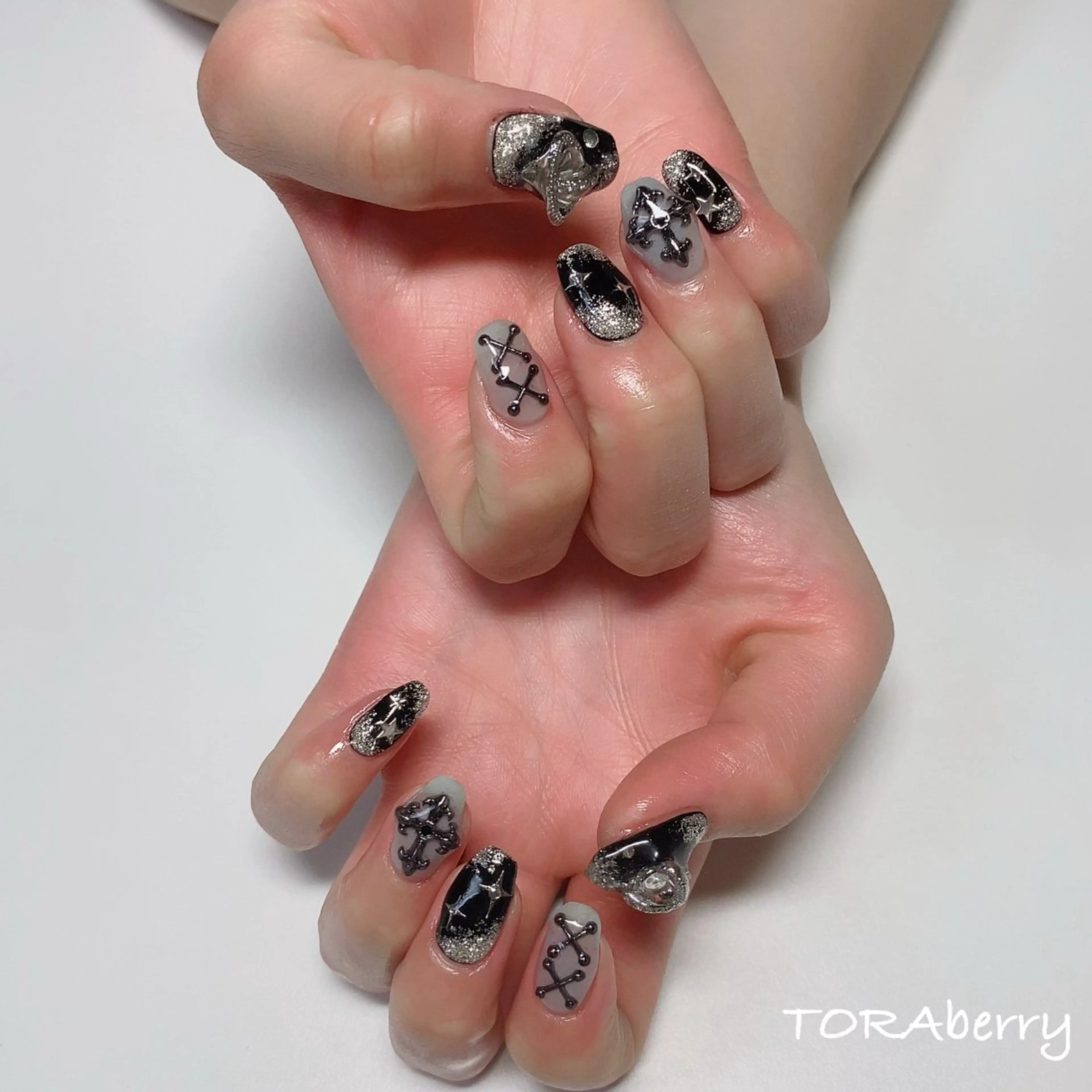 ネイル ハンドネイル ネイリスト なつみのネイルデザイン