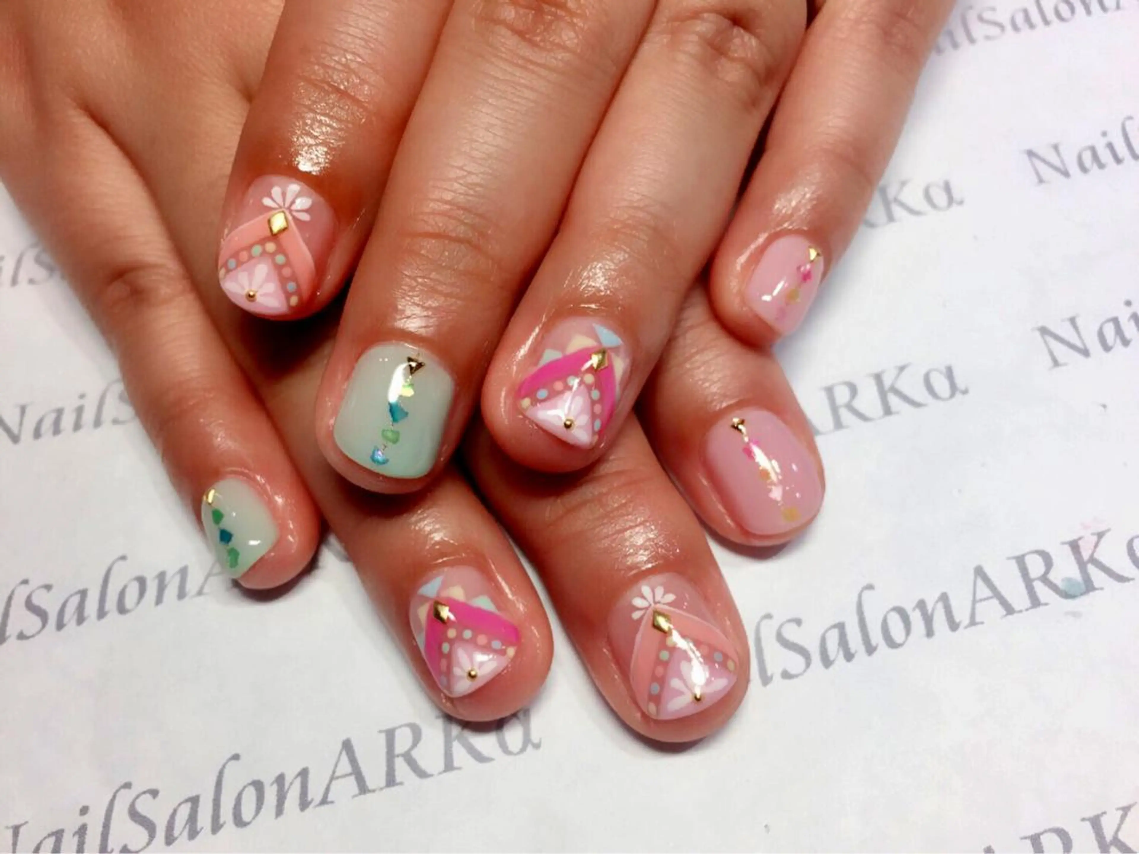 ネイル Nailsalon ARKαのネイルデザイン