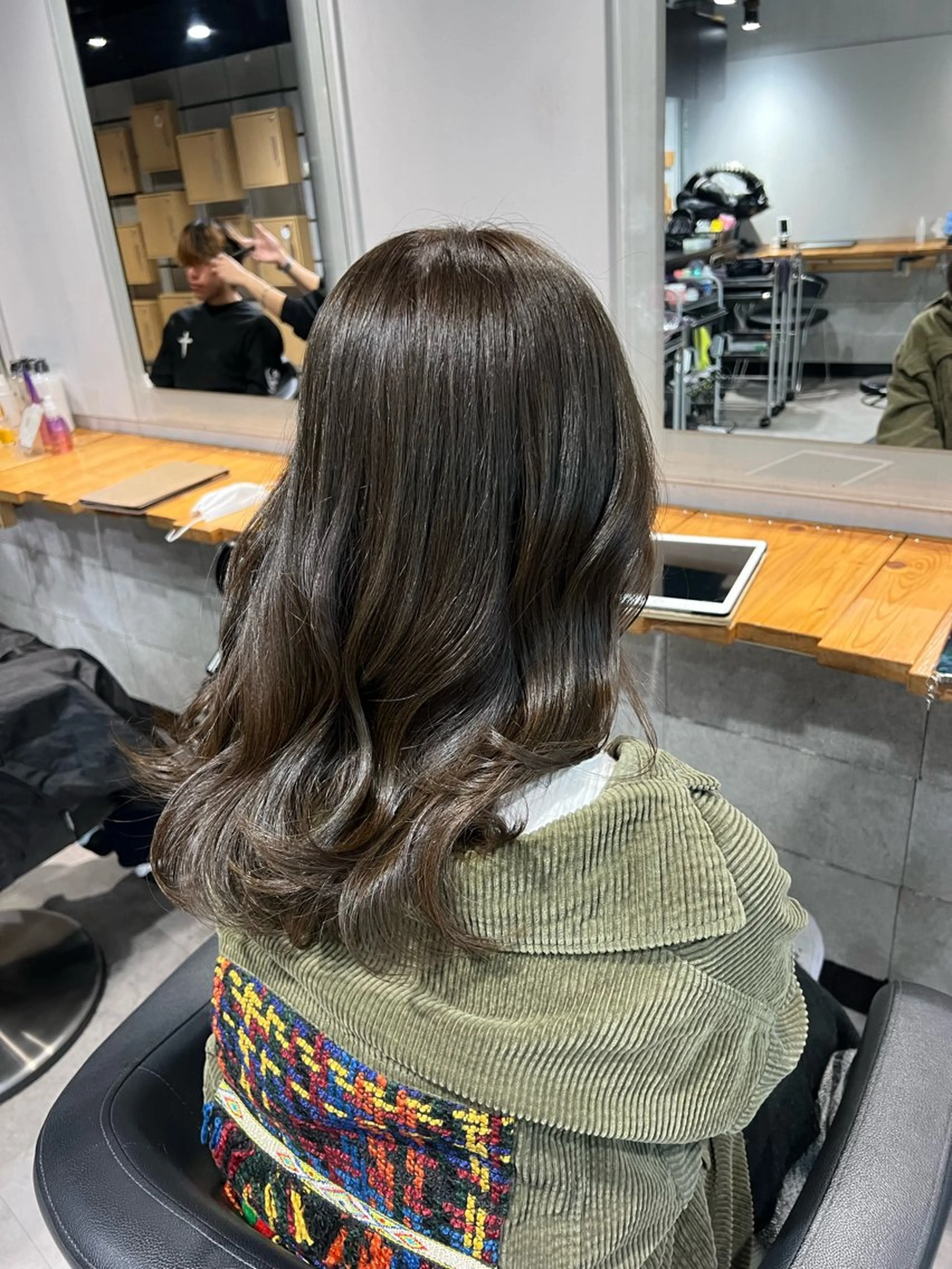 セミロング カラー ヘアカラー トリートメント NANAMI🩵 大人可愛い韓国ヘアのヘアスタイル