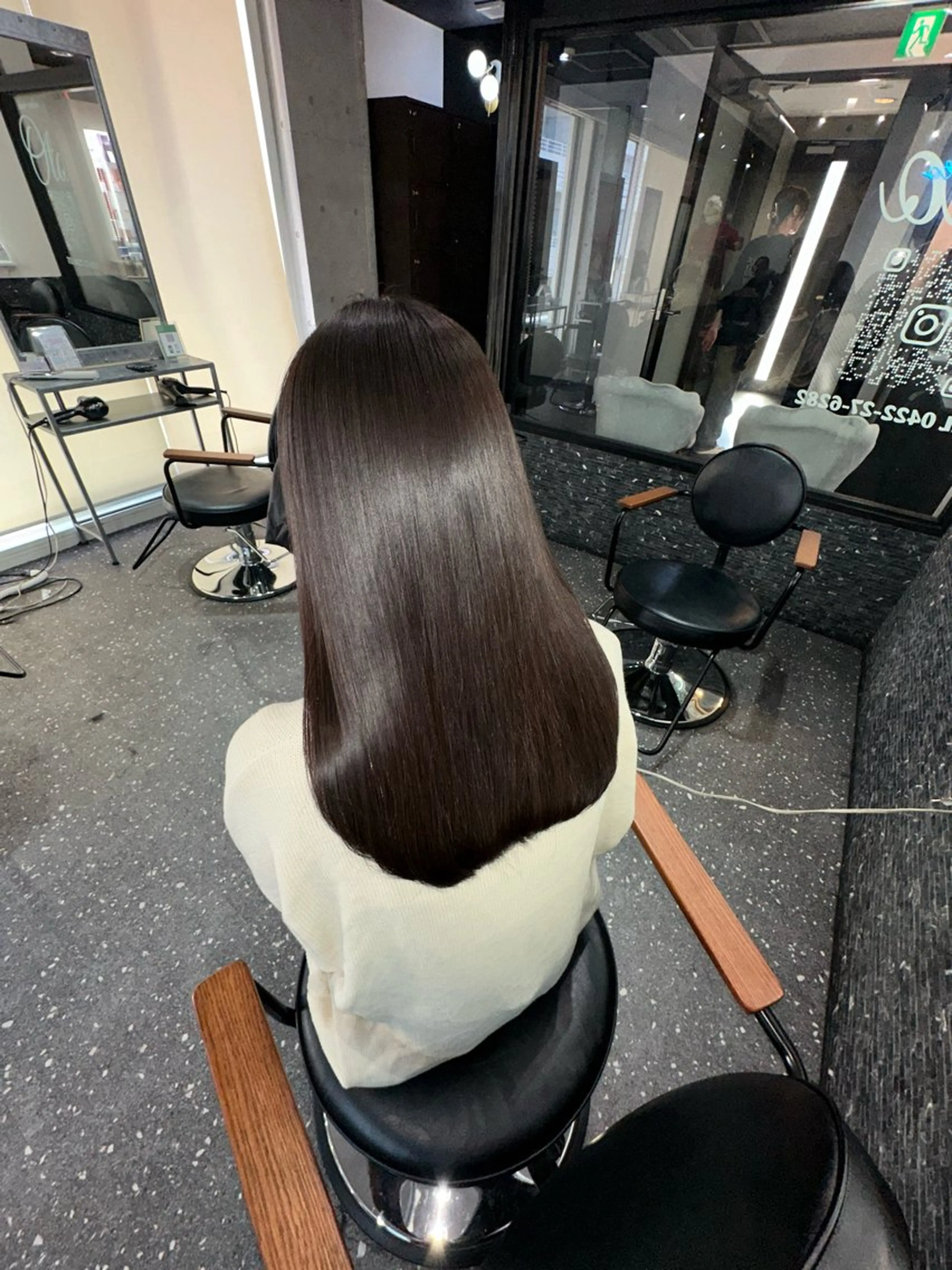 💜🤍💜カット＋リタッチ縮毛矯正＋TOKIO2STEPトリートメント💜🤍💜の写真