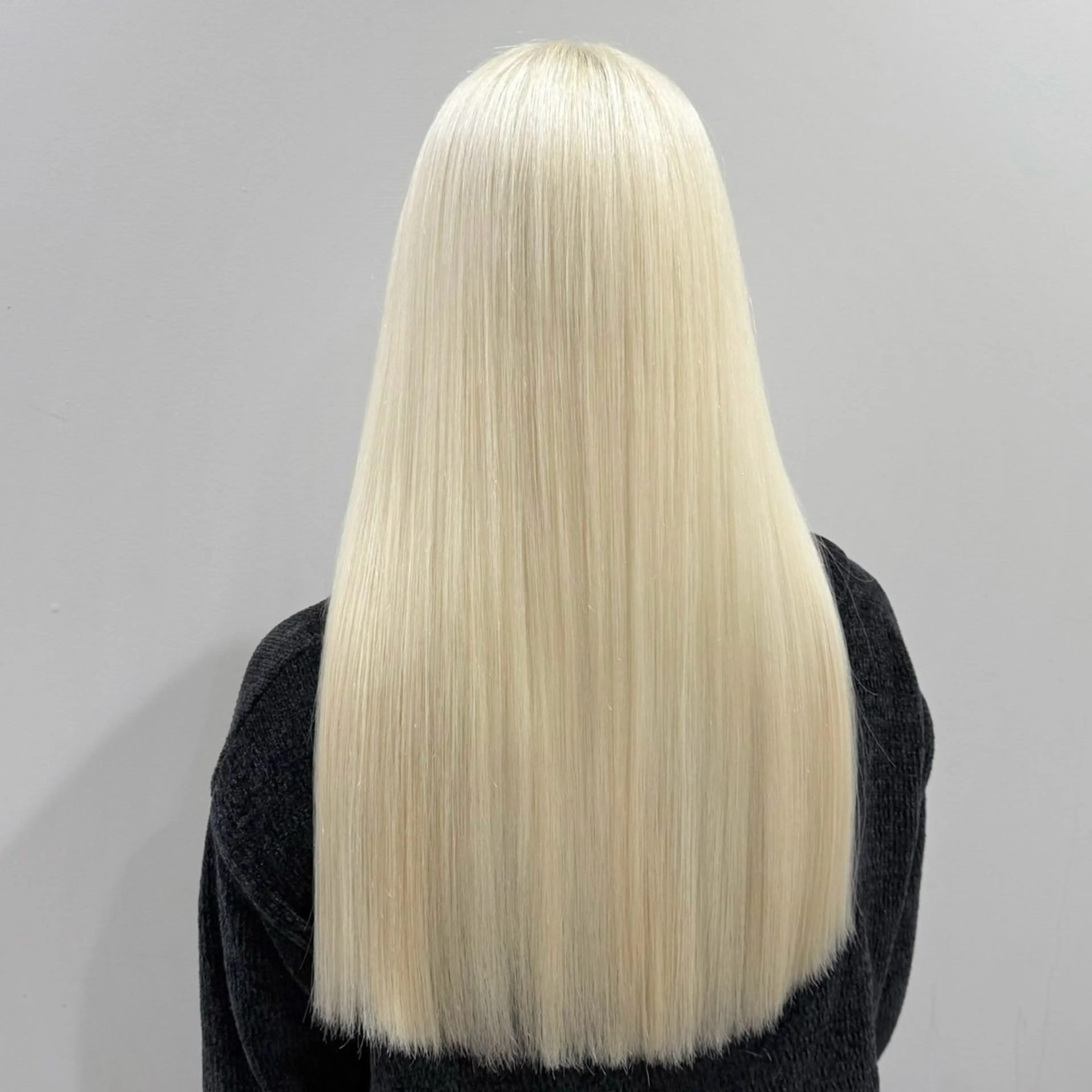 ロング カラー ヘアメイク アン/ ブリーチカラーのヘアスタイル