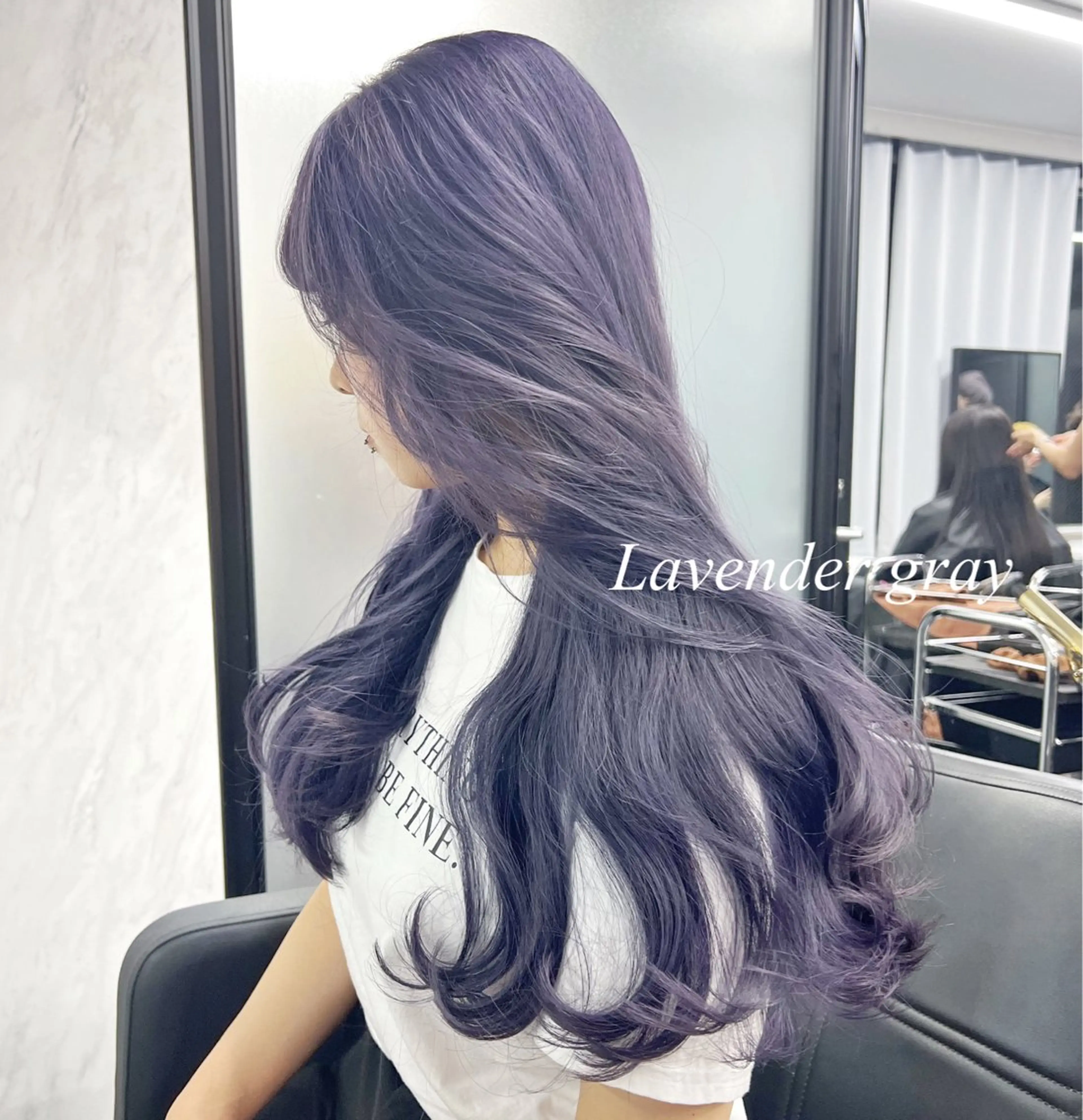 ロング カラー シールエクステ ハイトーンカラー エクステ ヘアカラー シールエクステ特化 ハイトーン、NANAのヘアスタイル