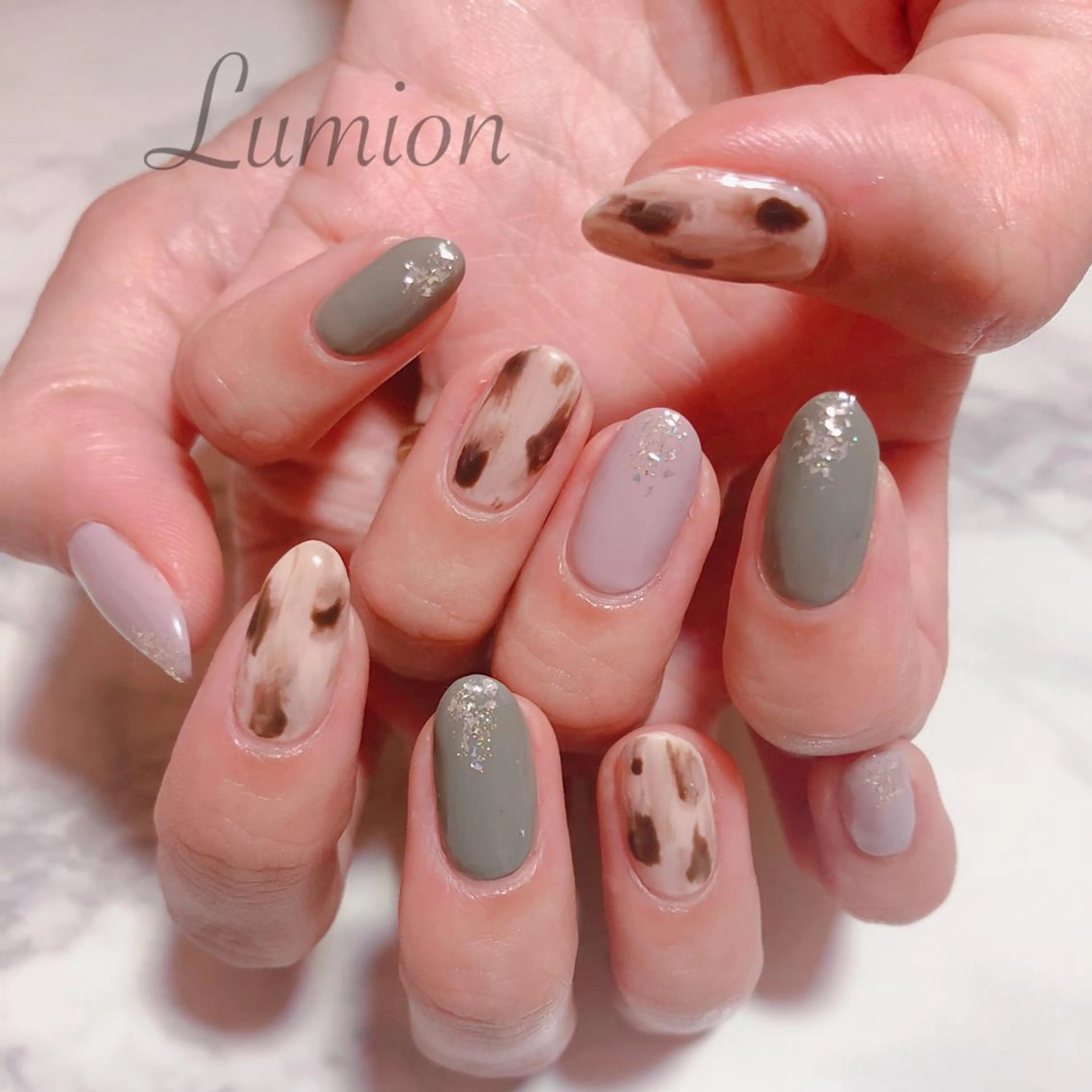 ネイル アニマル柄 べっ甲ネイル ハンドネイル nailroom Lumionのネイルデザイン