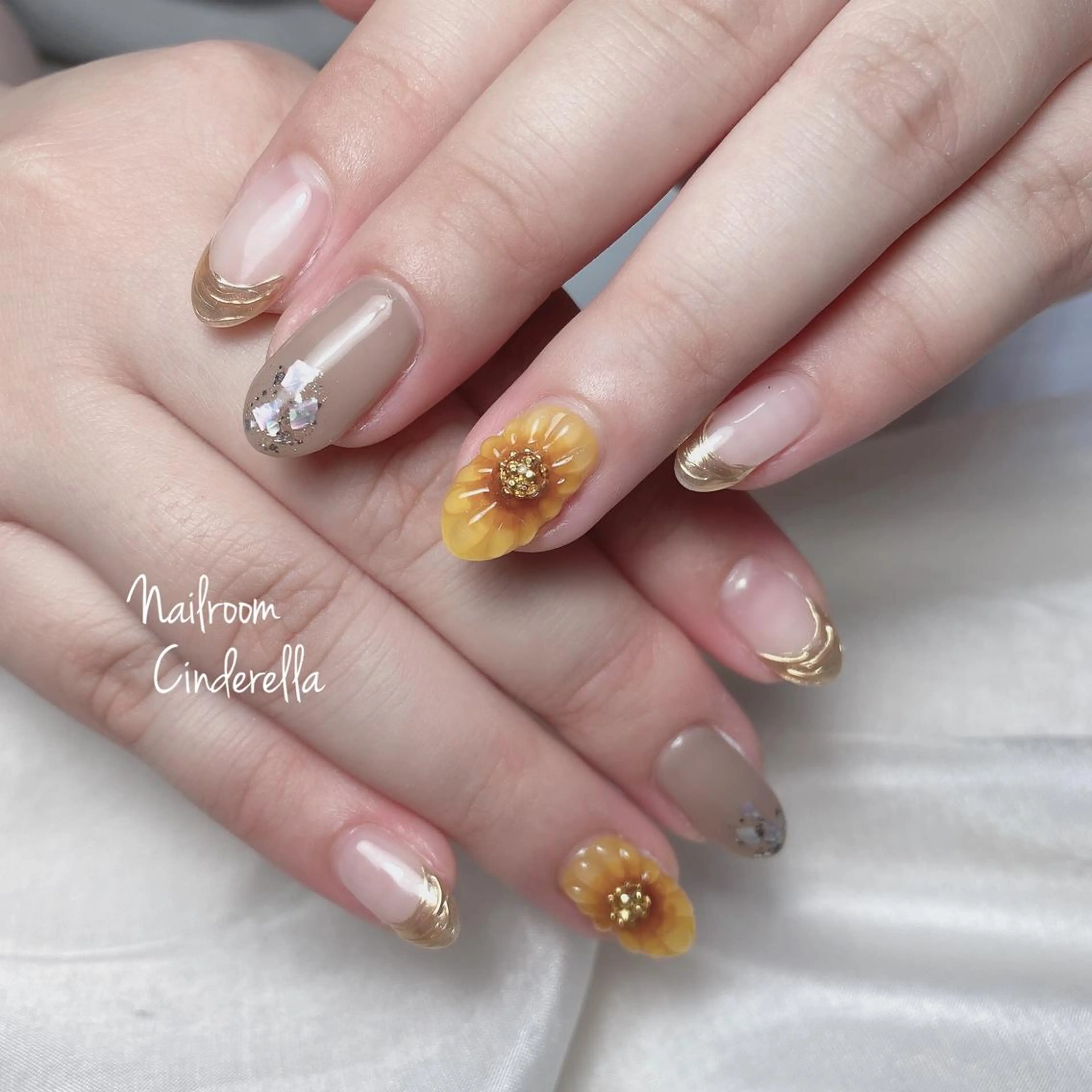 ネイル フラワーネイル ぷっくりネイル Nailroom. Cinderellaのネイルデザイン