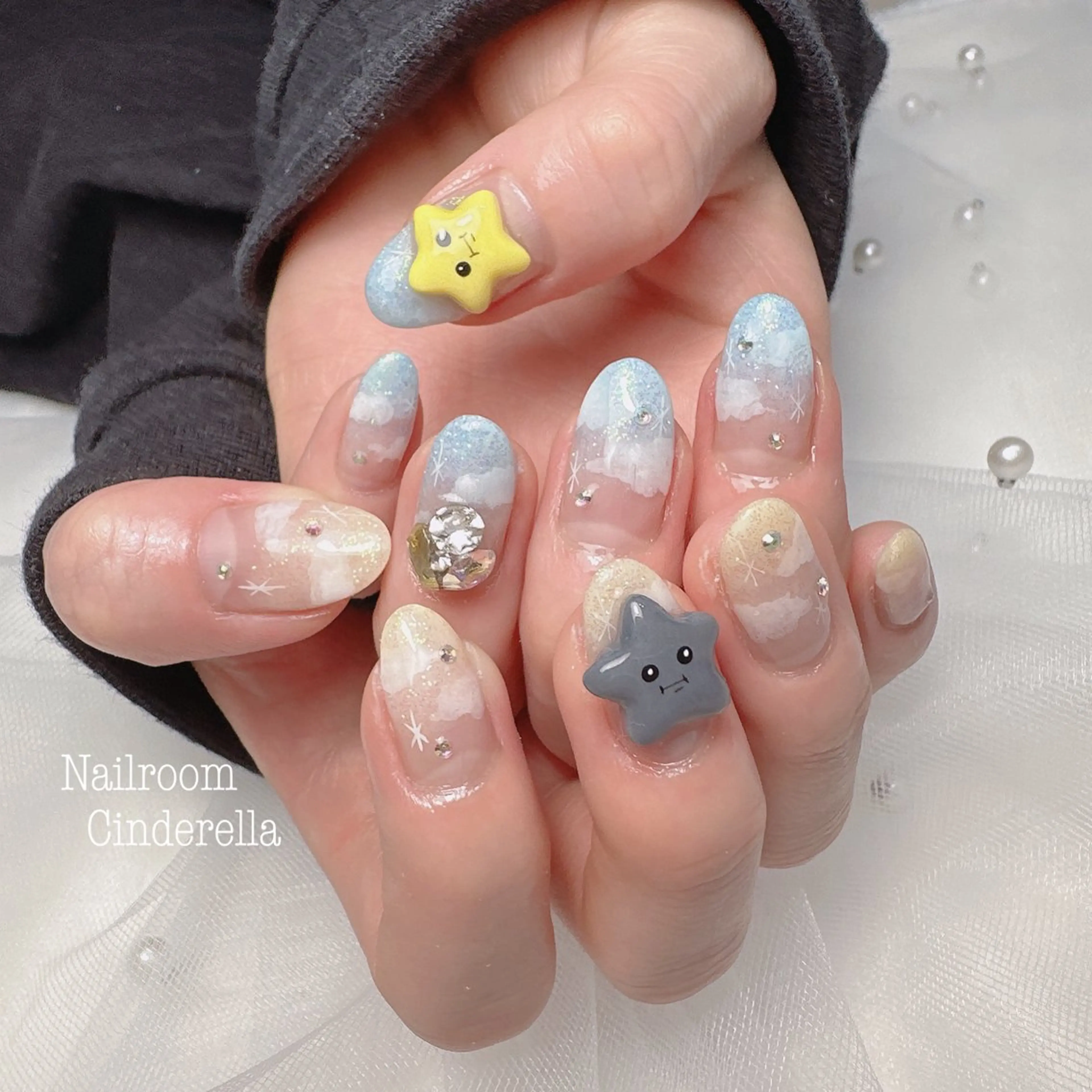 ネイル アートネイル Nailroom. Cinderellaのネイルデザイン