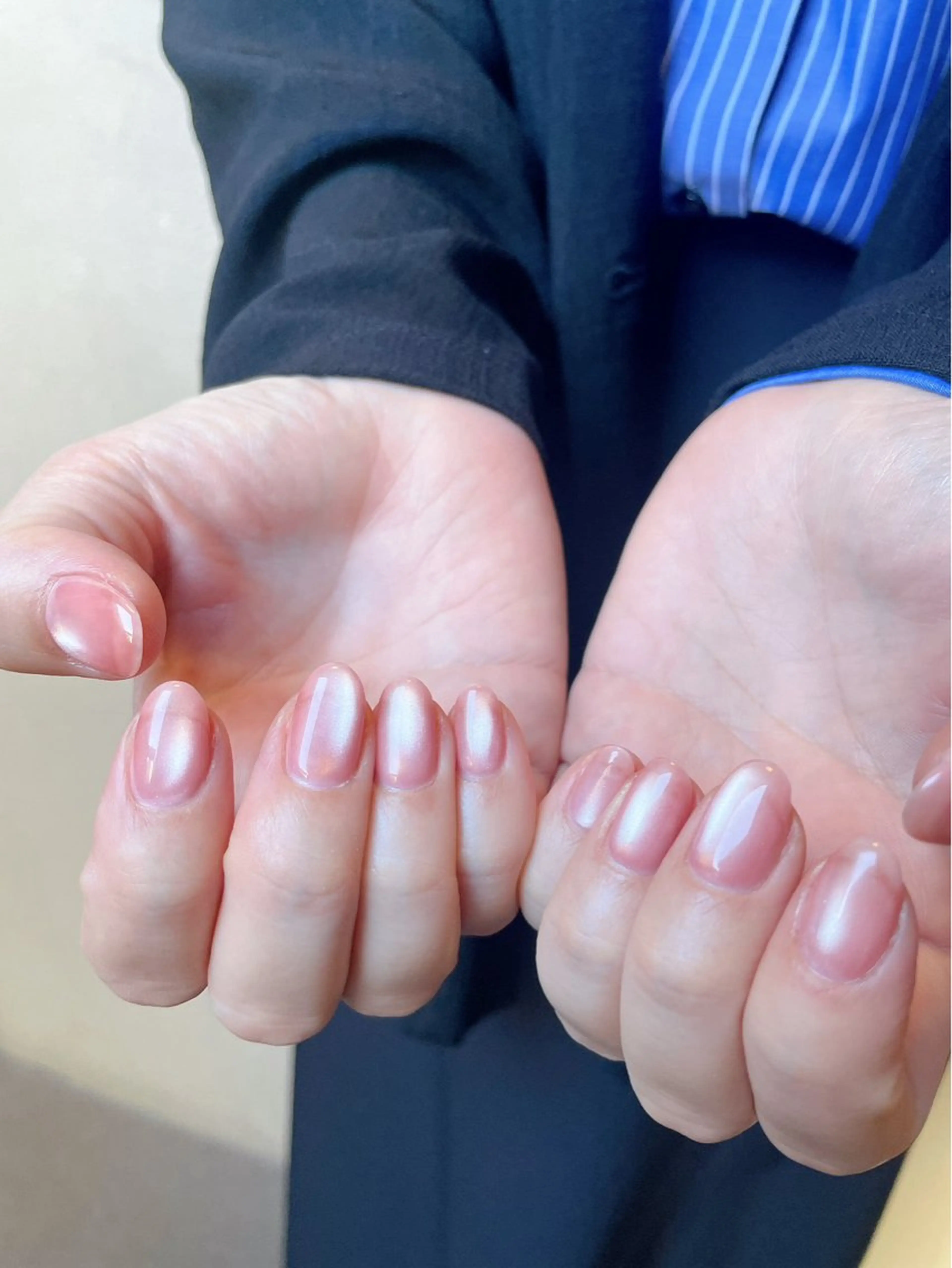 ネイル オーロラネイル ブルー フットネイル フレンチネイル ジェルネイル kiki nail たまプラーザのネイルデザイン