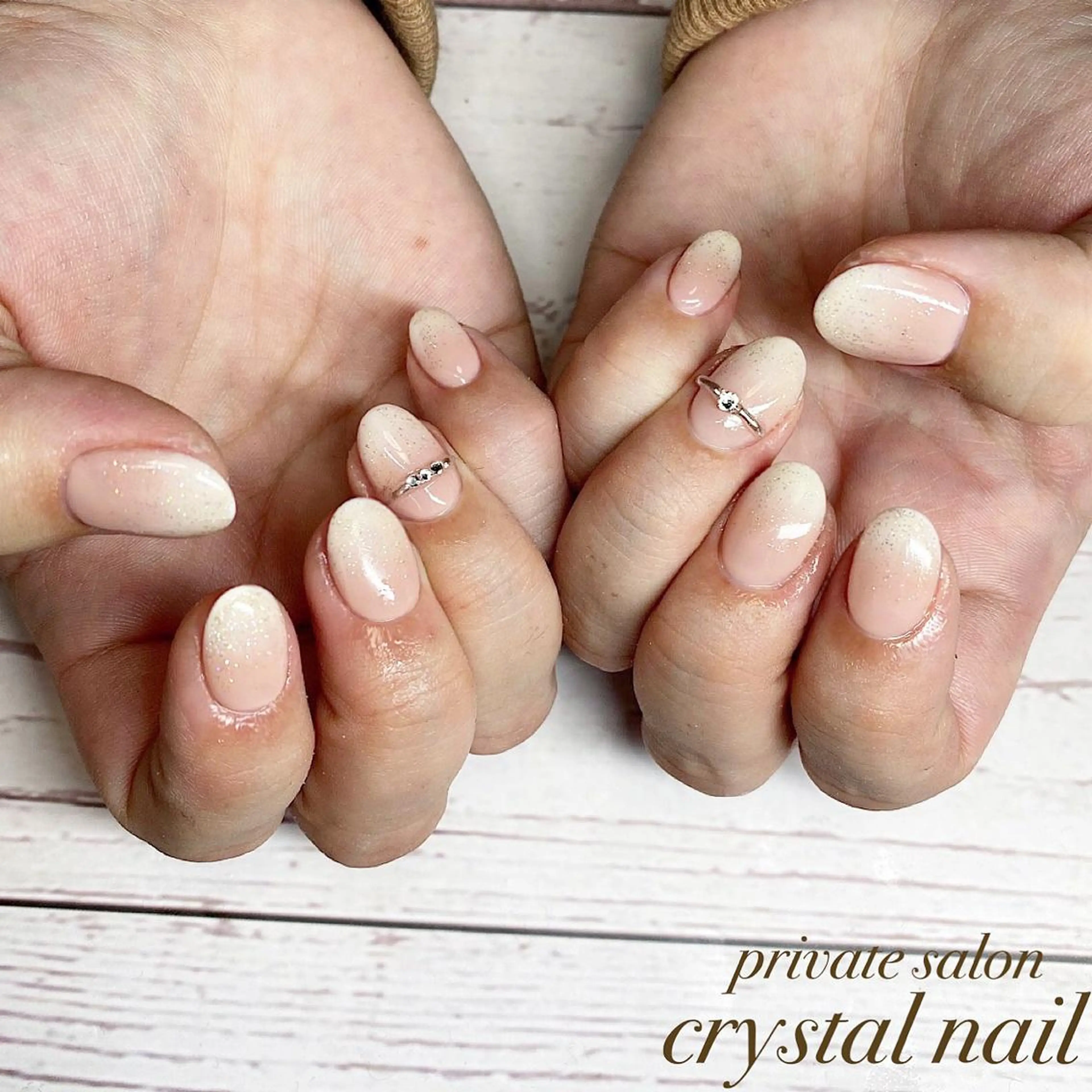 ネイル Crystal Nailのネイルデザイン