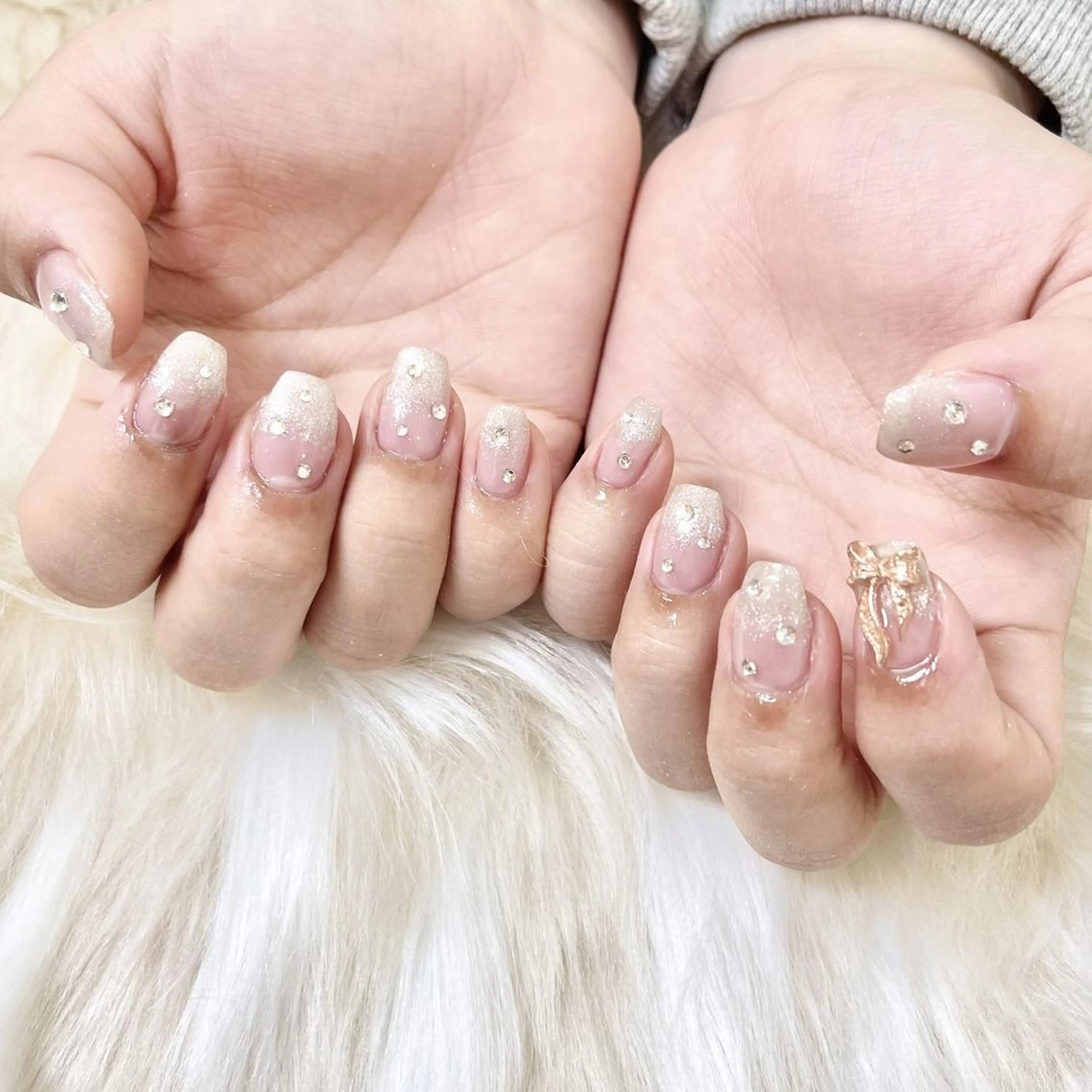 ネイル AYANA momo京橋のネイルデザイン