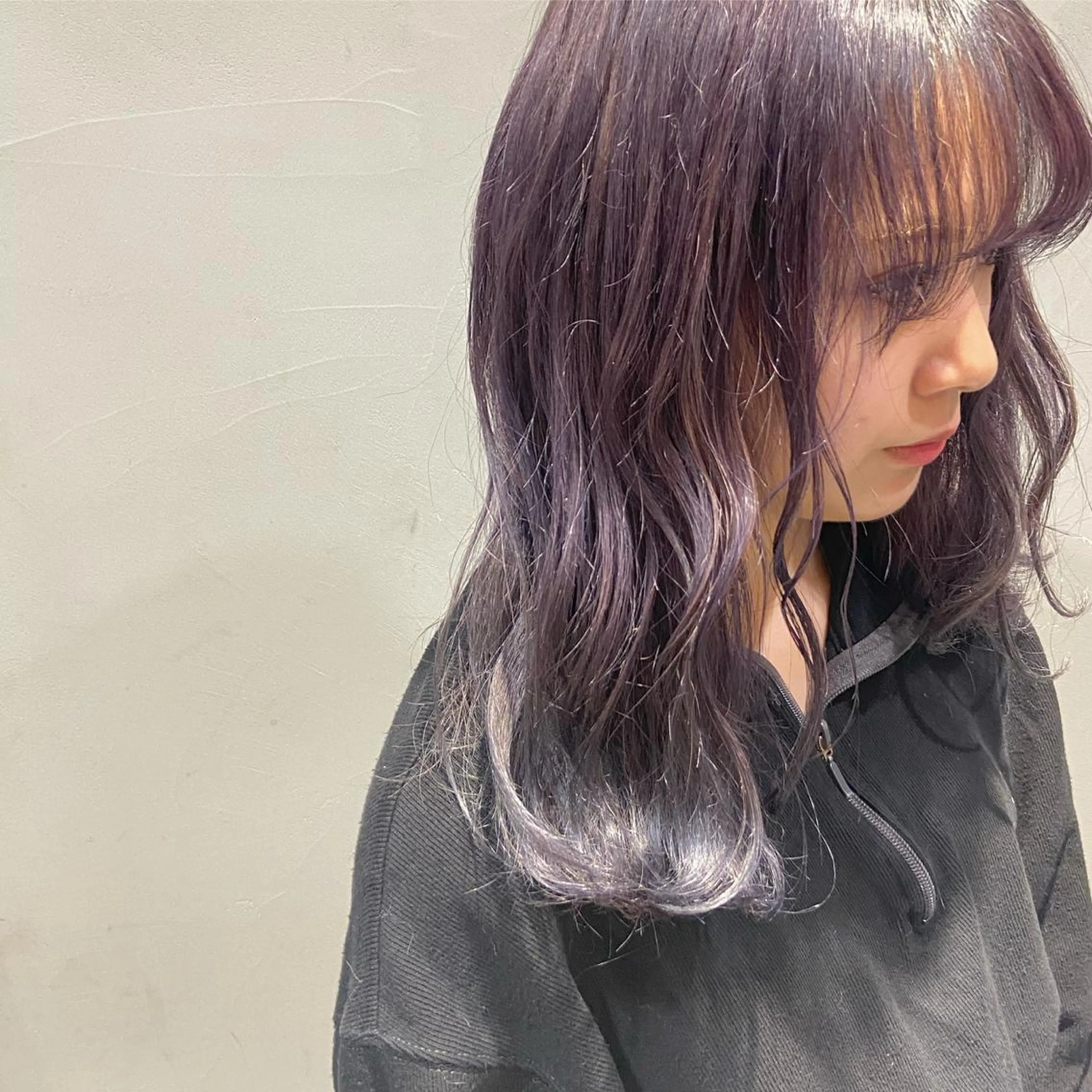セミロング カラー ベージュカラー ブリーチ ケアブリーチ 透明感カラー ダブルカラー カジュアルを女っぽく 𝗮𝘆𝗮𝗰𝗼のヘアスタイル