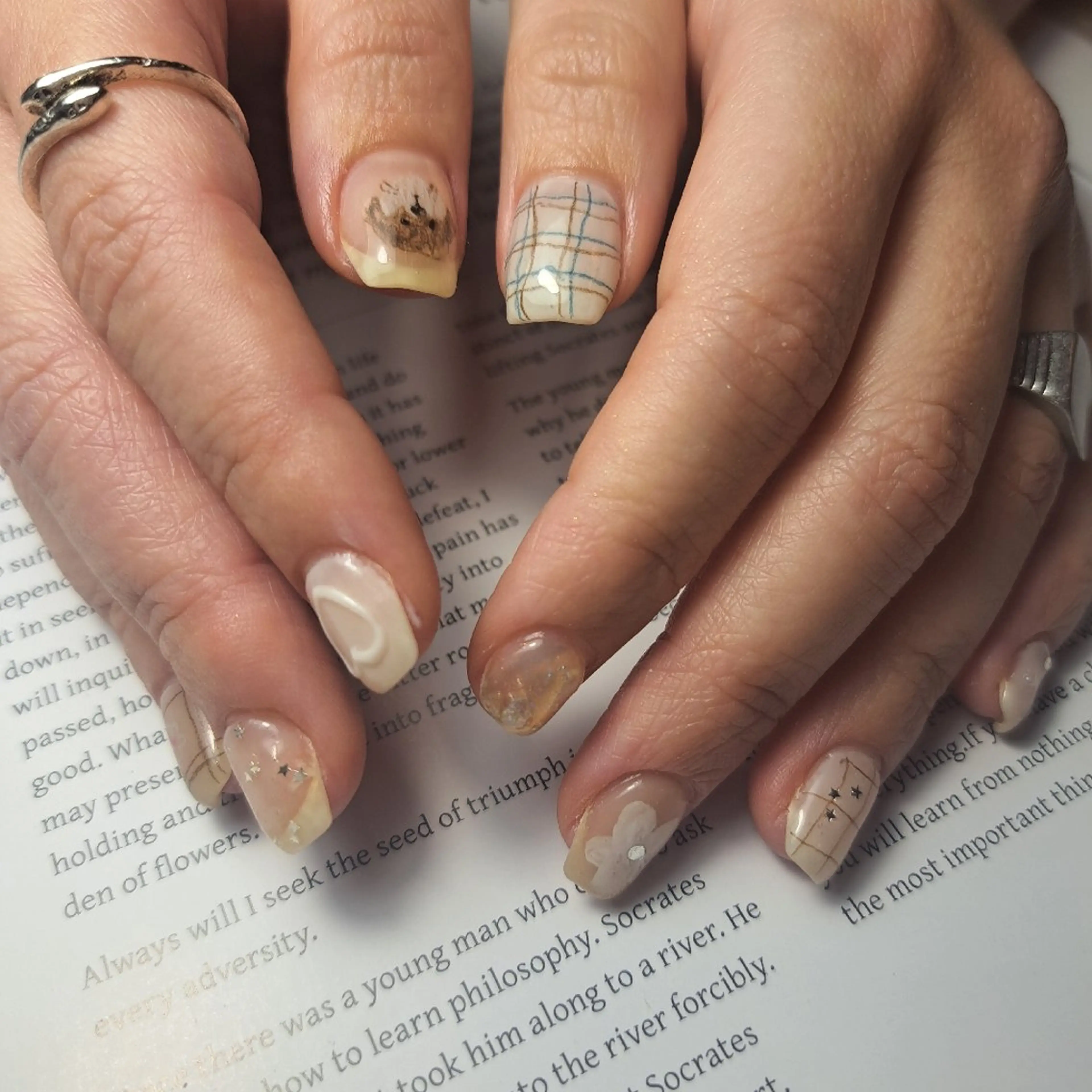 ネイル アートネイル ジェルネイル 持ち込み ハンドネイル Nail mood デザイン持ち込みokのネイルデザイン