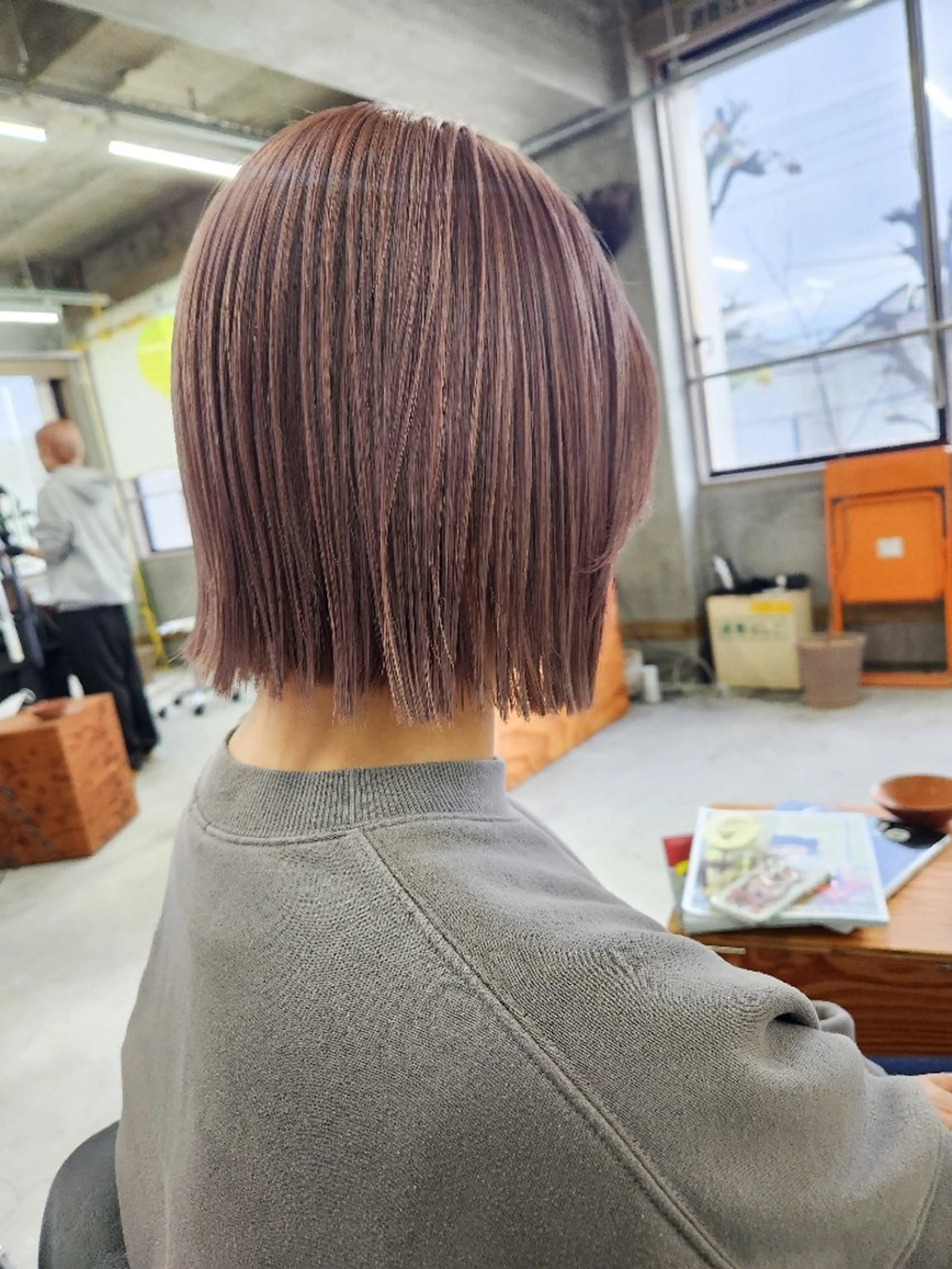 ミディアム カラー カット ヘアカラー ブリーチ、デザイン  カラー福士直矢のヘアスタイル