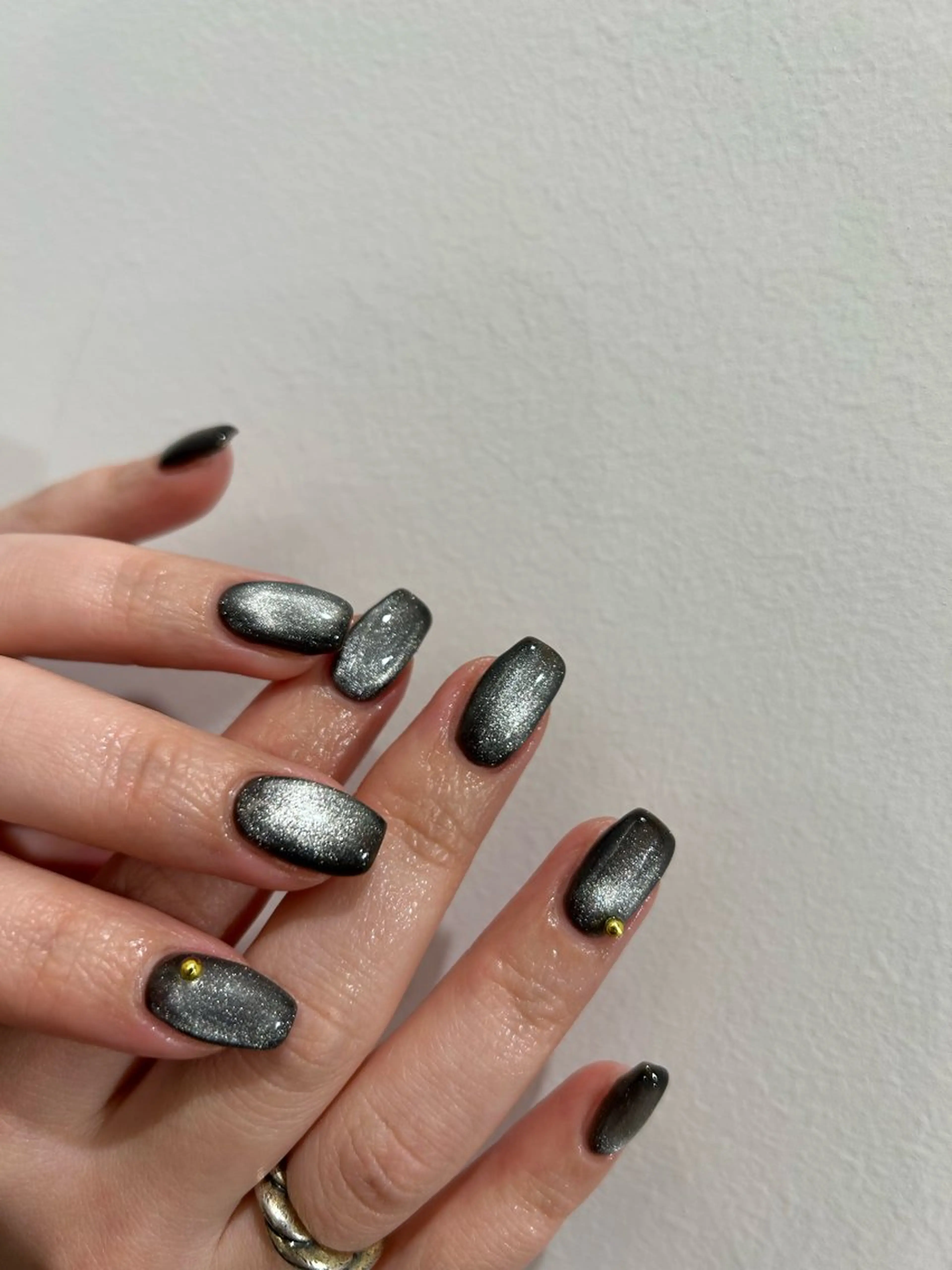 ネイル マグネットネイル ハンドネイル フットネイル tote. sumileのネイルデザイン