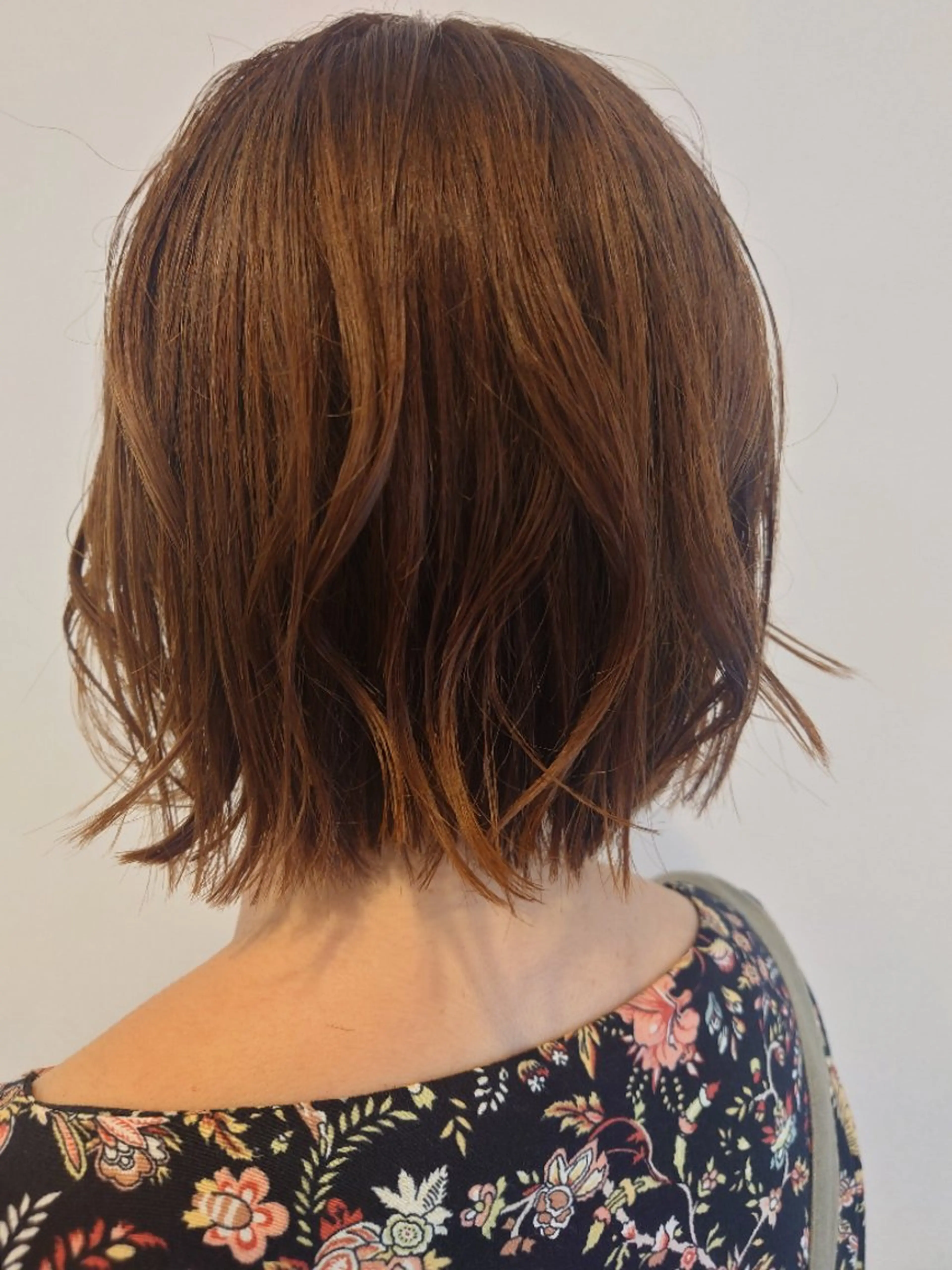 ショート カラー 切りっぱなしボブ ベージュカラー 透明感カラー ボブ 酸性ストレート/豊橋 市/湖西市/山本あづのヘアスタイル