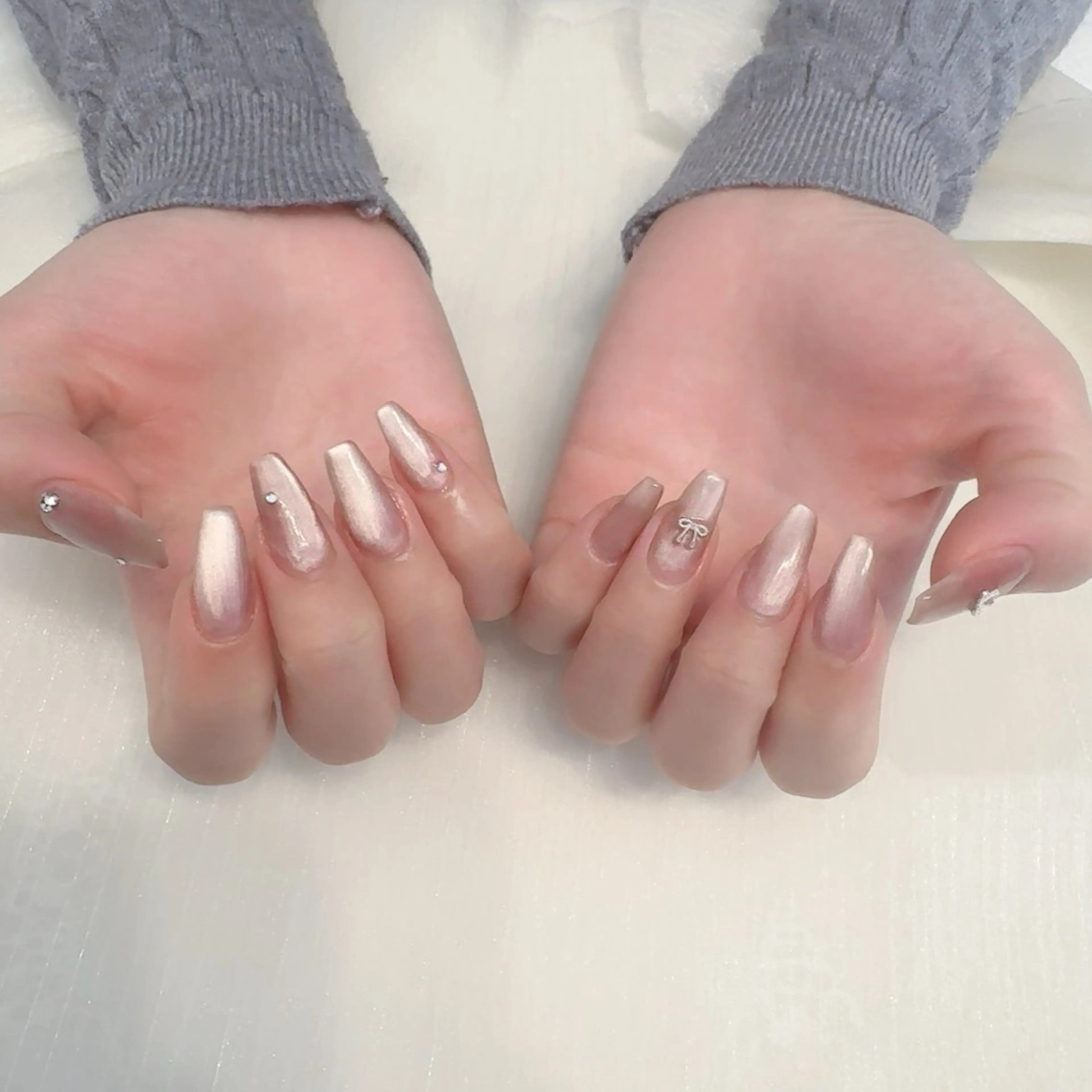 ネイル マグネットネイル ピンク 春ネイル ハンドネイル kii .のネイルデザイン