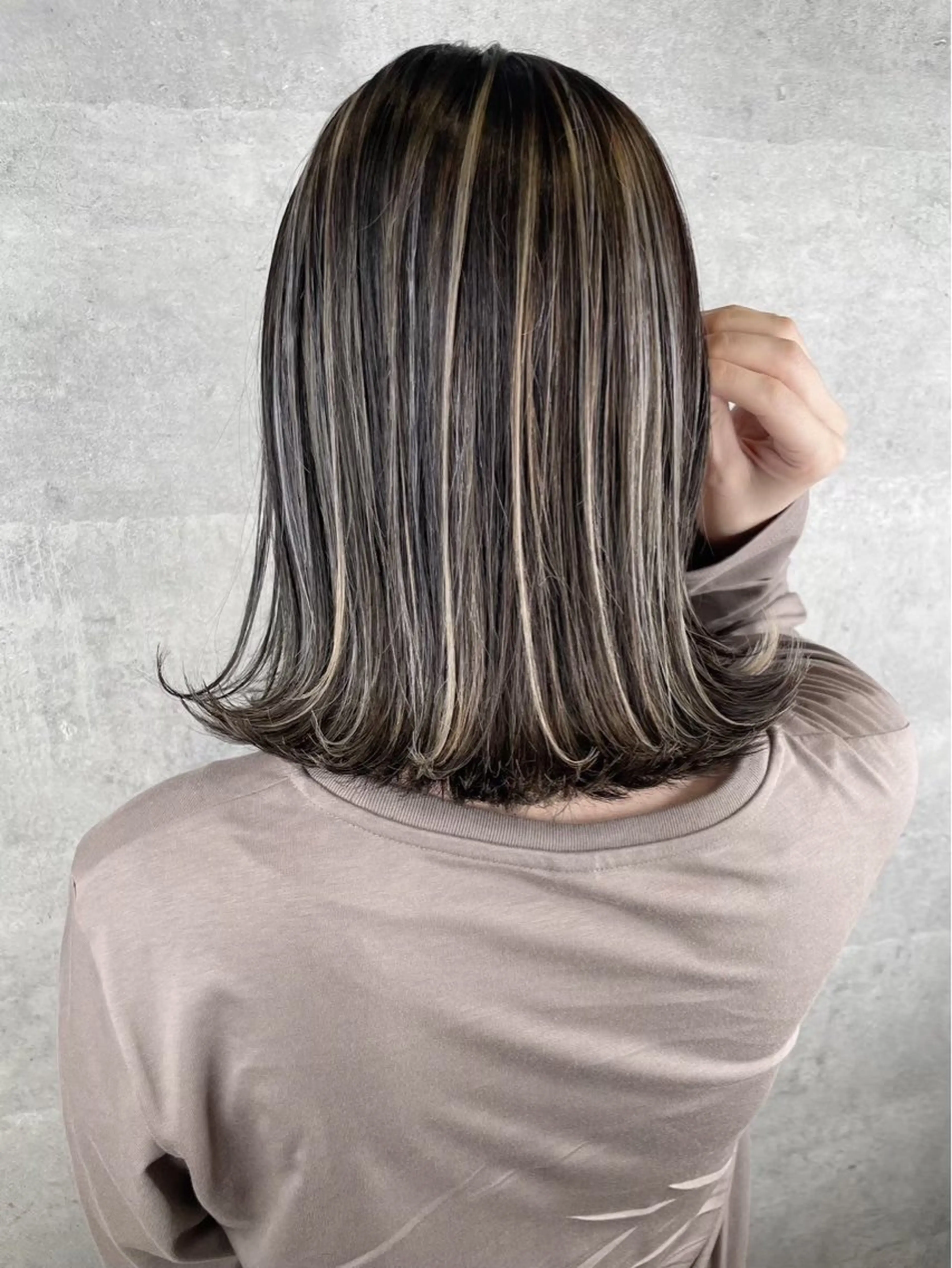 ミディアム カット ヘアカラー トリートメント BUCKS【天王寺】 バックス【駅30秒】のヘアスタイル