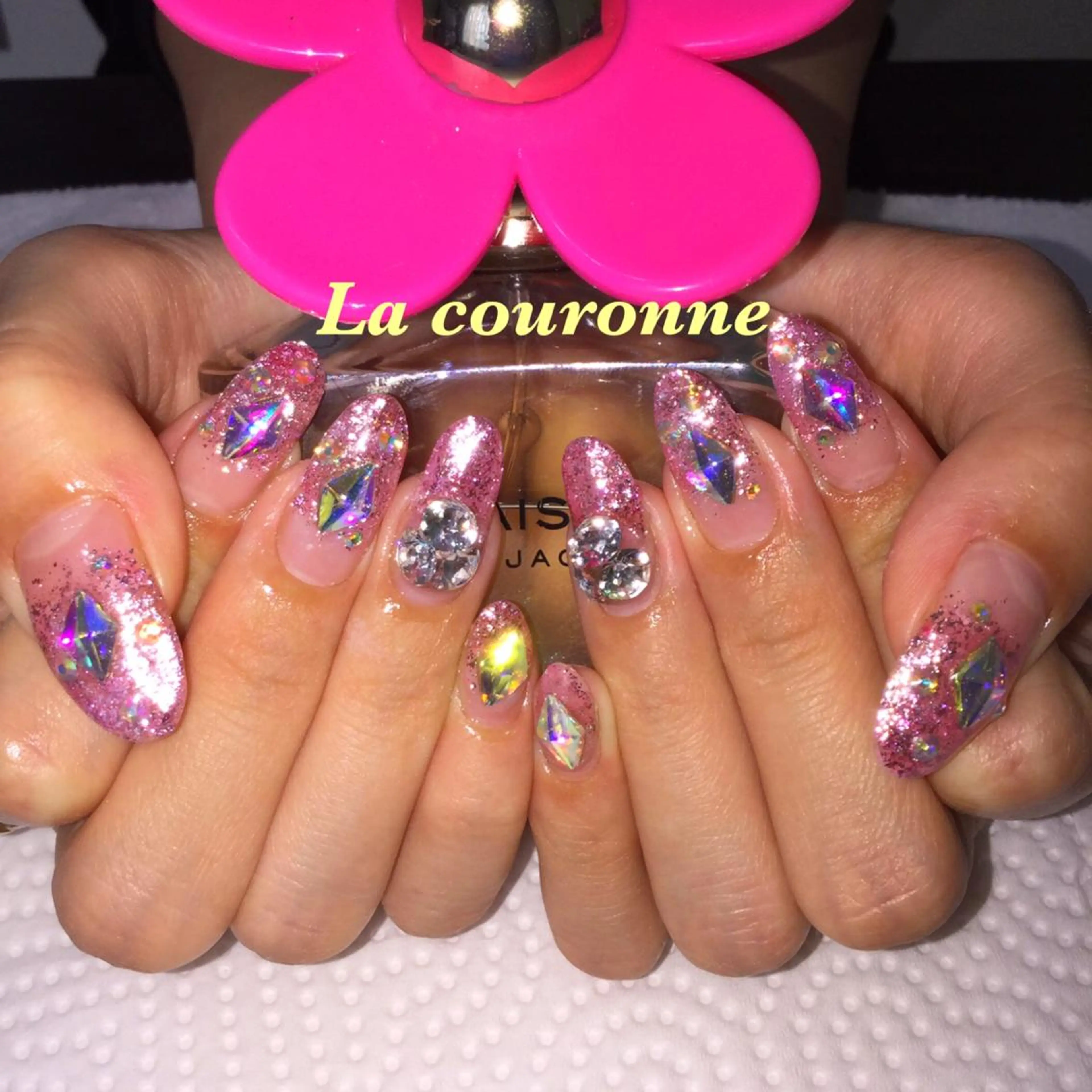 ネイル ハンドネイル Lacouronne NATSUMIのネイルデザイン