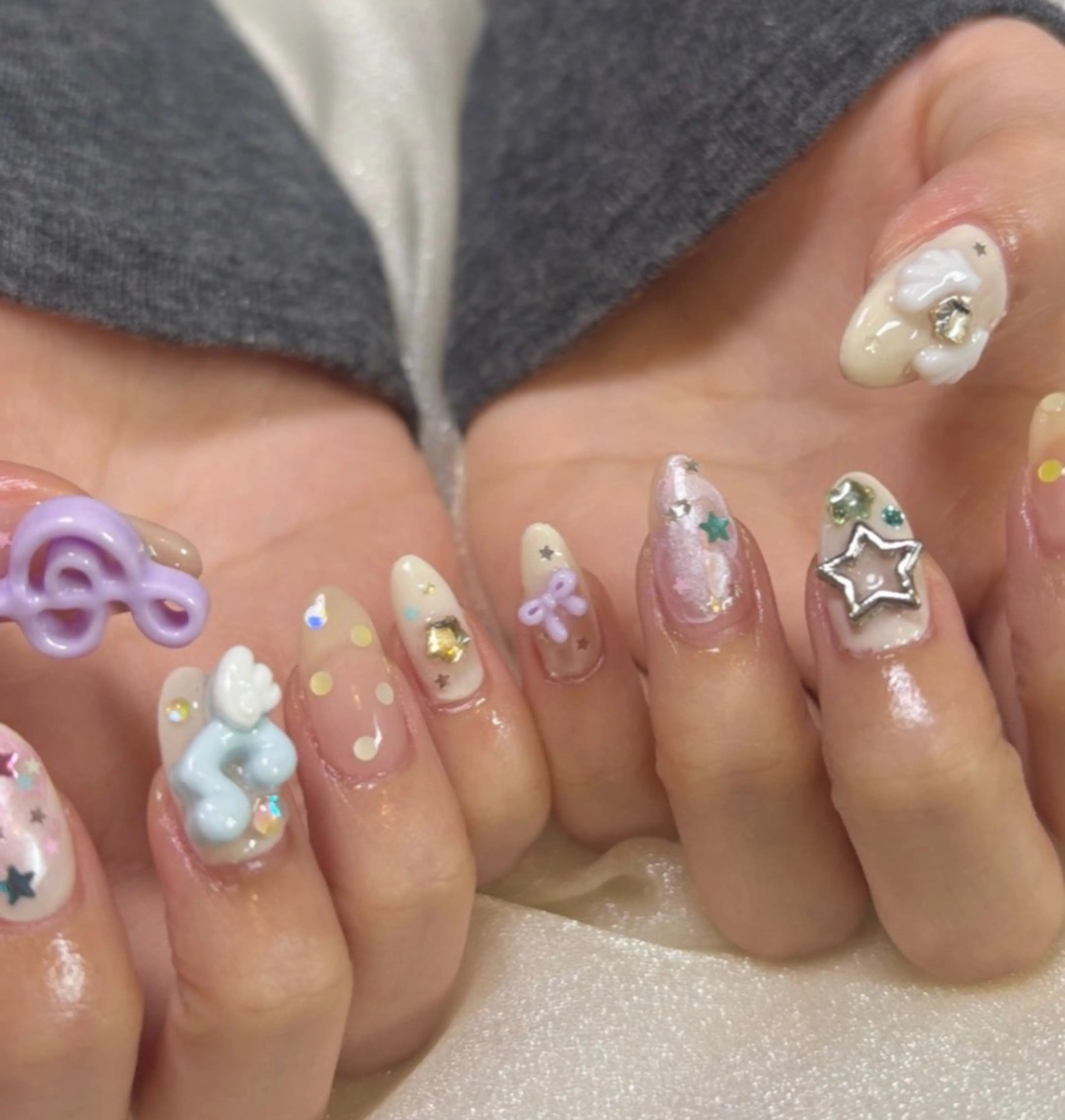セミロング ハンドネイル mer natsumiのネイルデザイン