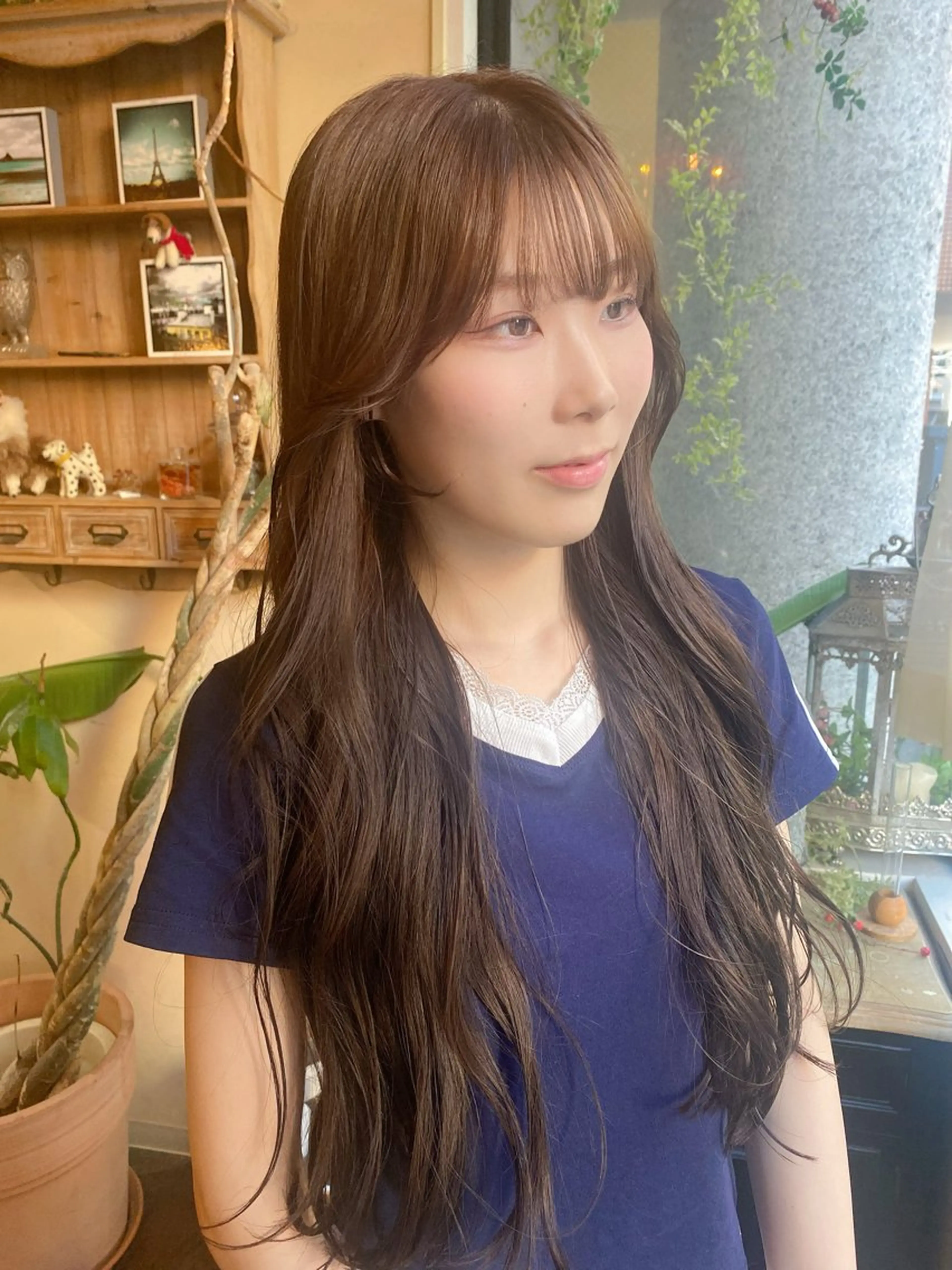 ロング カラー アッシュ 透明感カラー ラベンダーカラー ラベンダーアッシュ ロング 當山 瑠奈のヘアスタイル