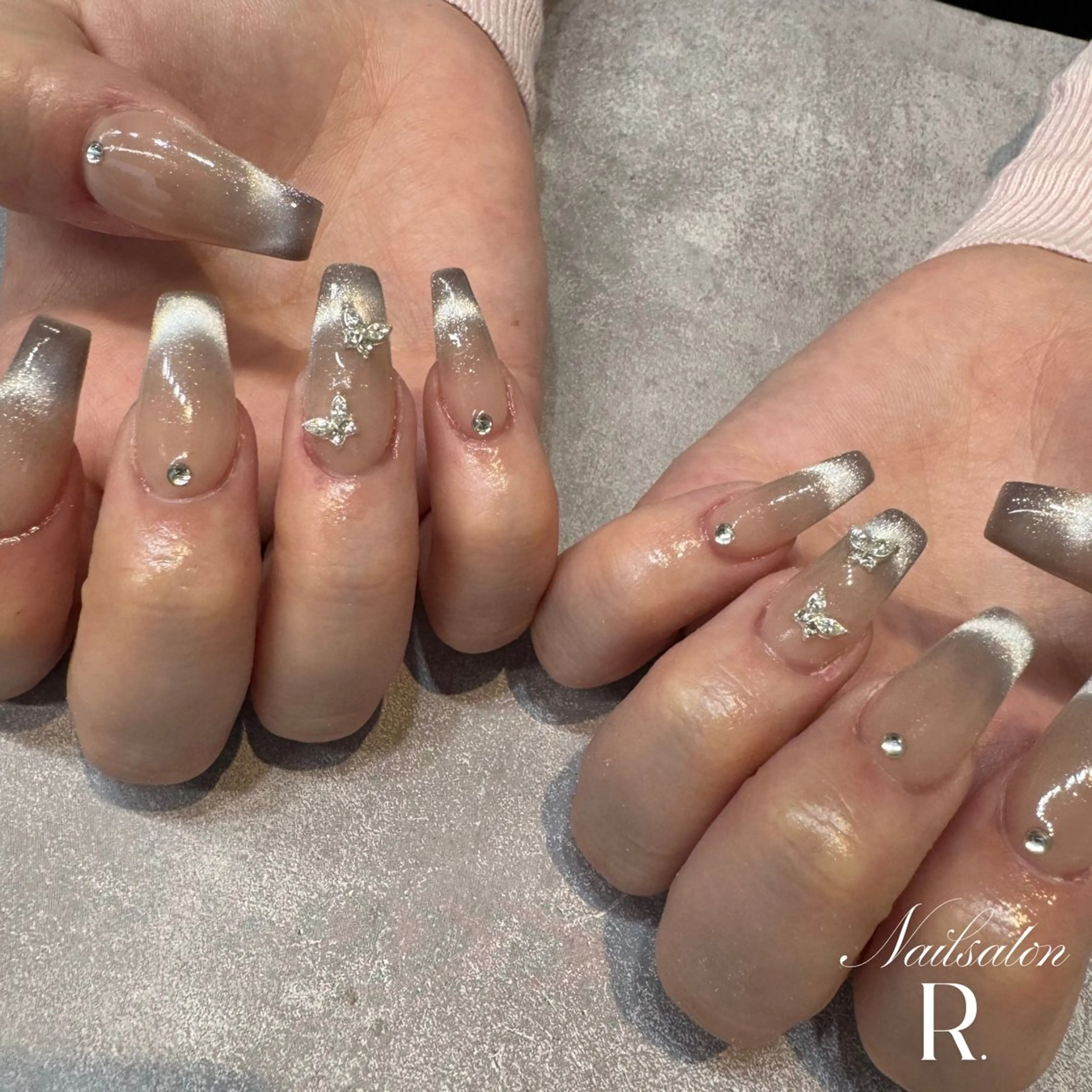 ネイル ハンドネイル Nailsalon r.のネイルデザイン