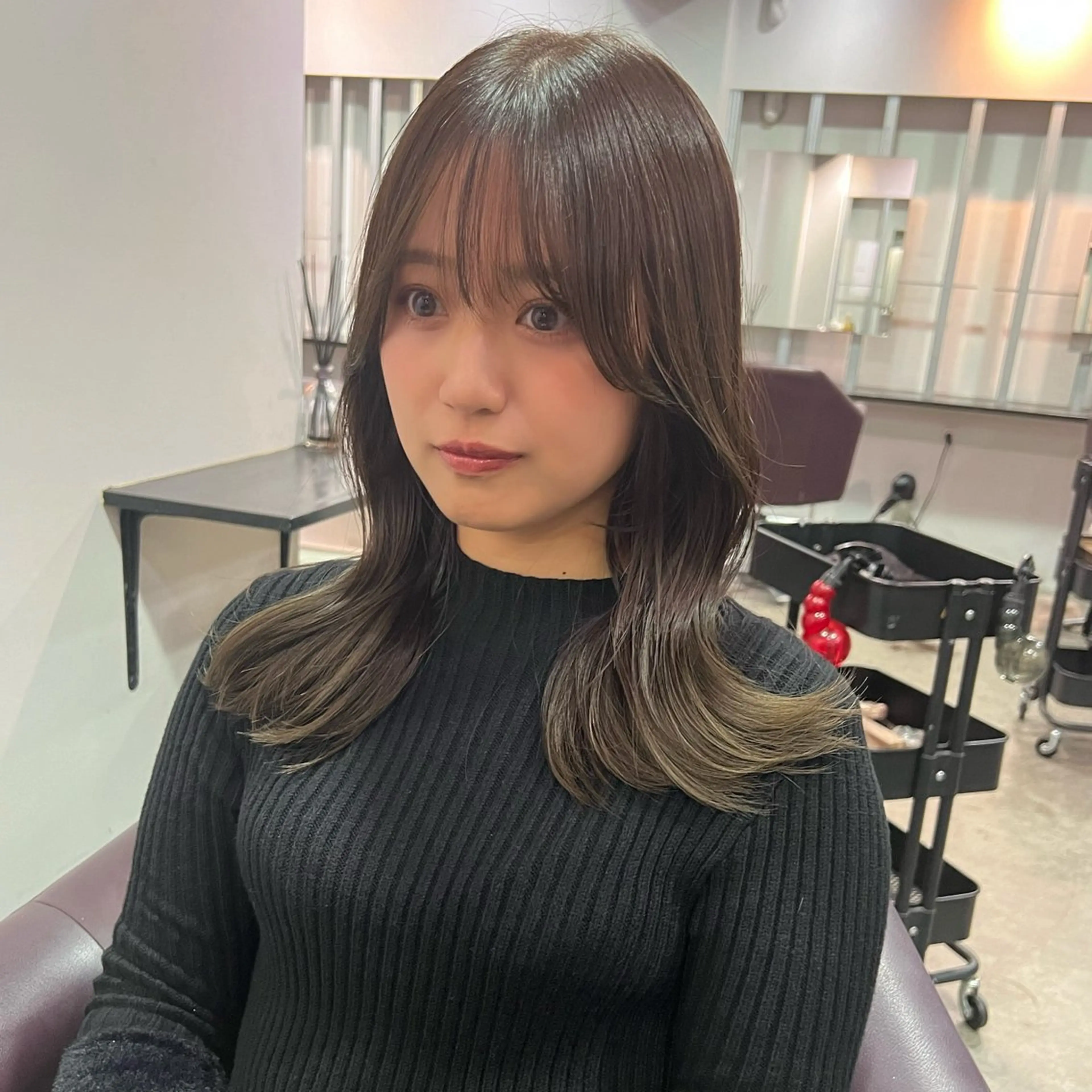 ミディアム カラー カット ヘアカラー トリートメント ヘアセット 韓国ヘア/透明感 カラー🤍yukaのヘアスタイル