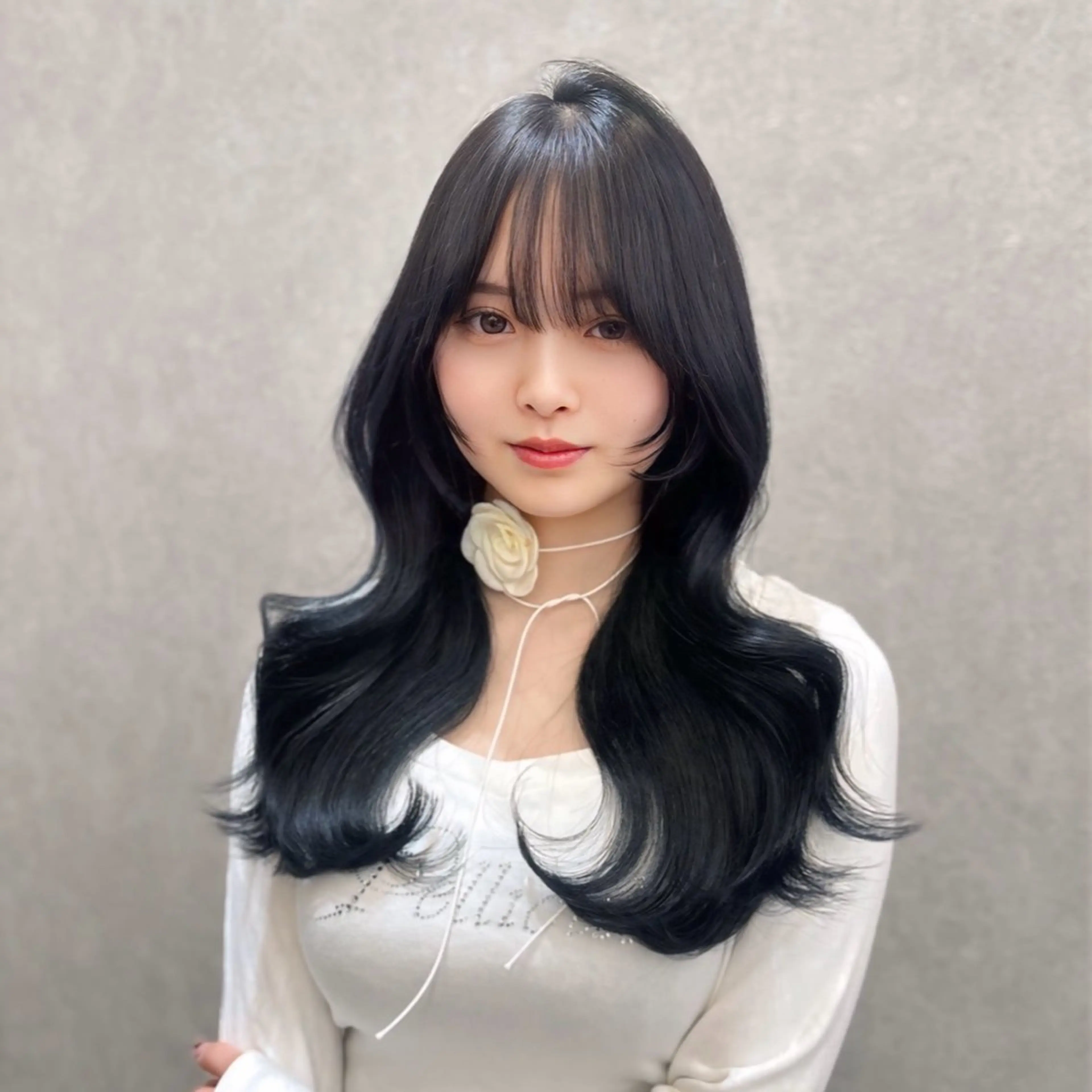 ロング カラー 黒髪 ブルーカラー ブルーブラック カット ヘアカラー トリートメント 🍒ブリーチなしカラ ー／Sakura🍒のヘアスタイル